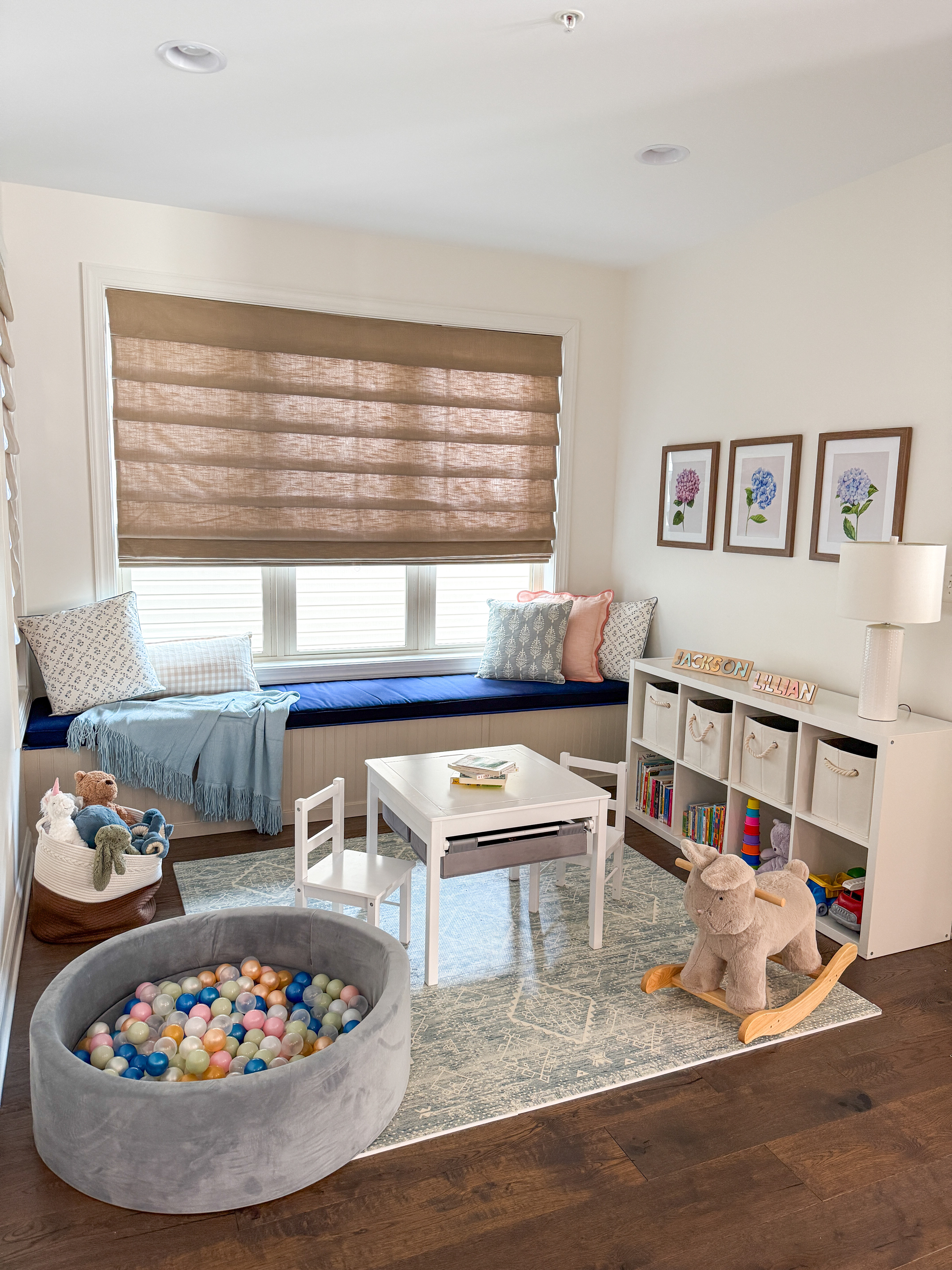 A playroom doesn’t have to mean plastic overload 🙈
We transformed our breakfast nook into a kid-friendly space that’s beautiful, functional, and flows with our decor.
🛒 Tap to shop everything I used:
🪑 Storage bench (perfect for toy rotation)
🧺 Neutral bins for shelf storage
🎨 Soft play mat that actually looks good
🪟 Roman shades for a polished look

#NeutralPlayroom #SmallSpaceLiving #MomLifeHomeStyle #MultifunctionalSpaces #LTKHome


#LTKKids #LTKFamily #LTKHome