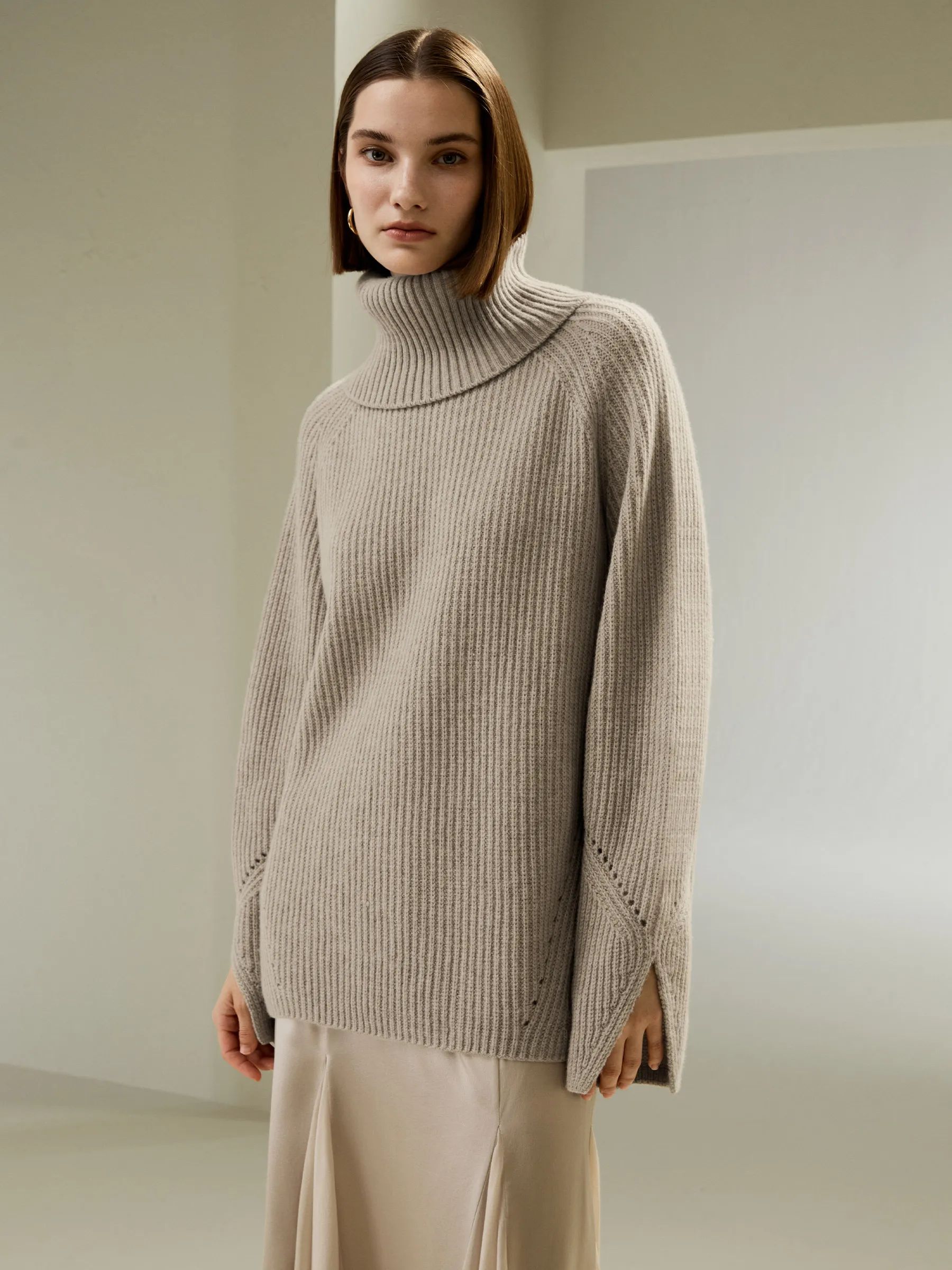 Oversized Merino Wool Sweater with Slit Sleeves | LilySilk