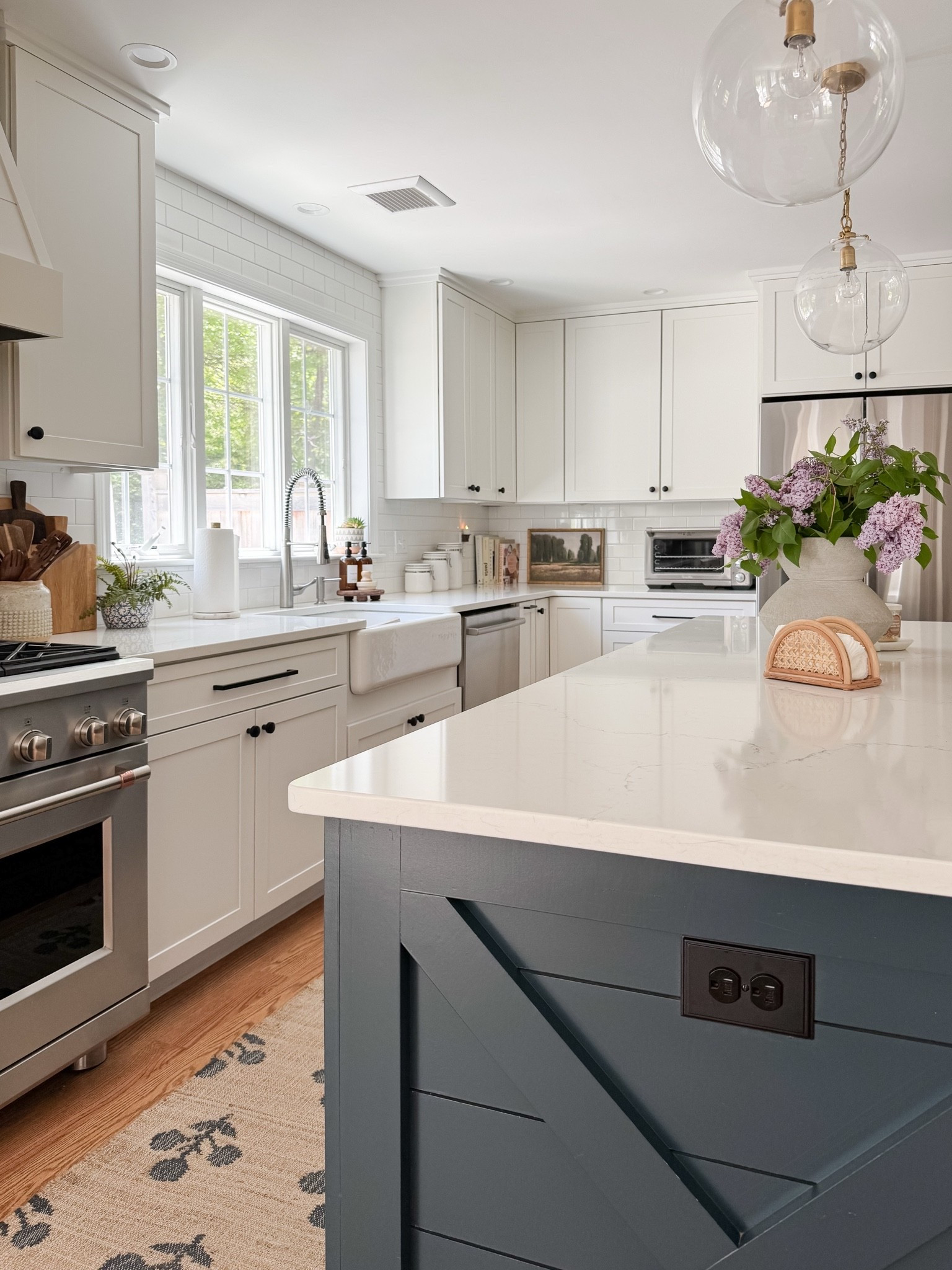Trending Coastal Kitchen

affordable home decor  affordable home finds  coastal kitchen  coastal kitchen finds  sherricalnanhome

#LTKHome