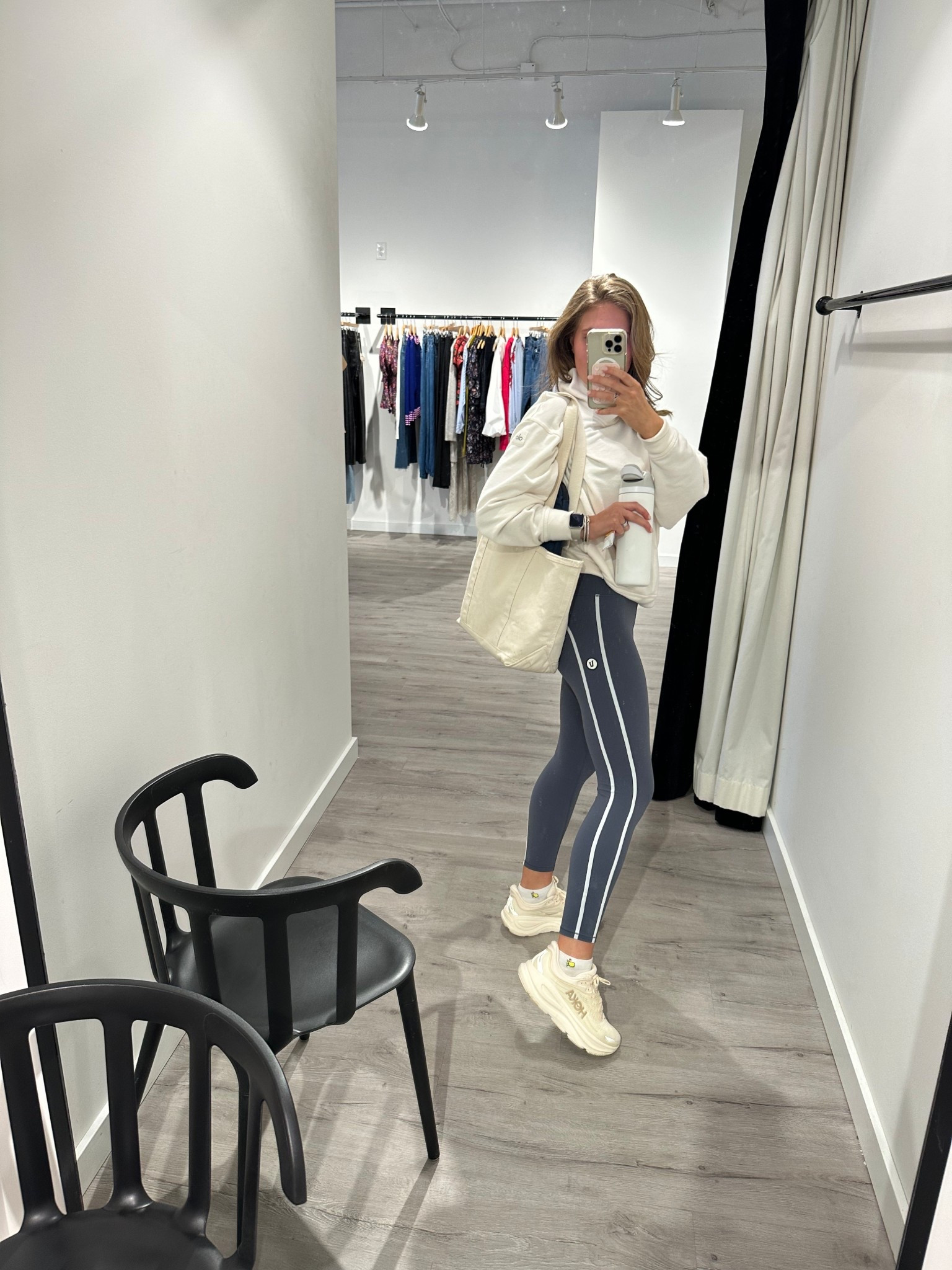 Long day in my favorite leggings #Vuori 🩶🩶🩶 my leggings are sold out but linked so many good ones! 

#LTKGiftGuide #LTKActive #LTKSeasonal