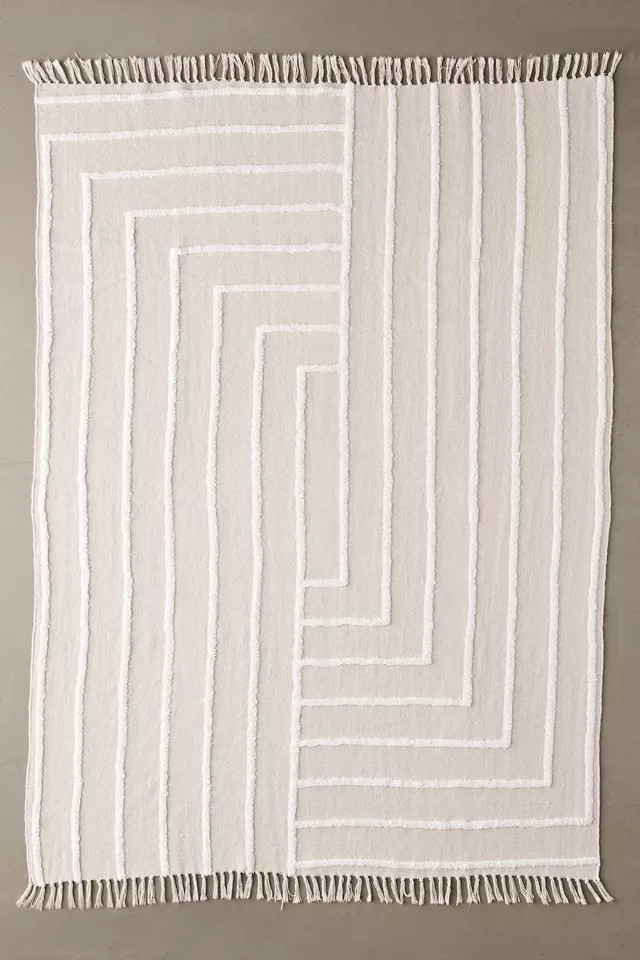 Leonie Geo Hilo Tufted Rug | Urban Outfitters (US and RoW)