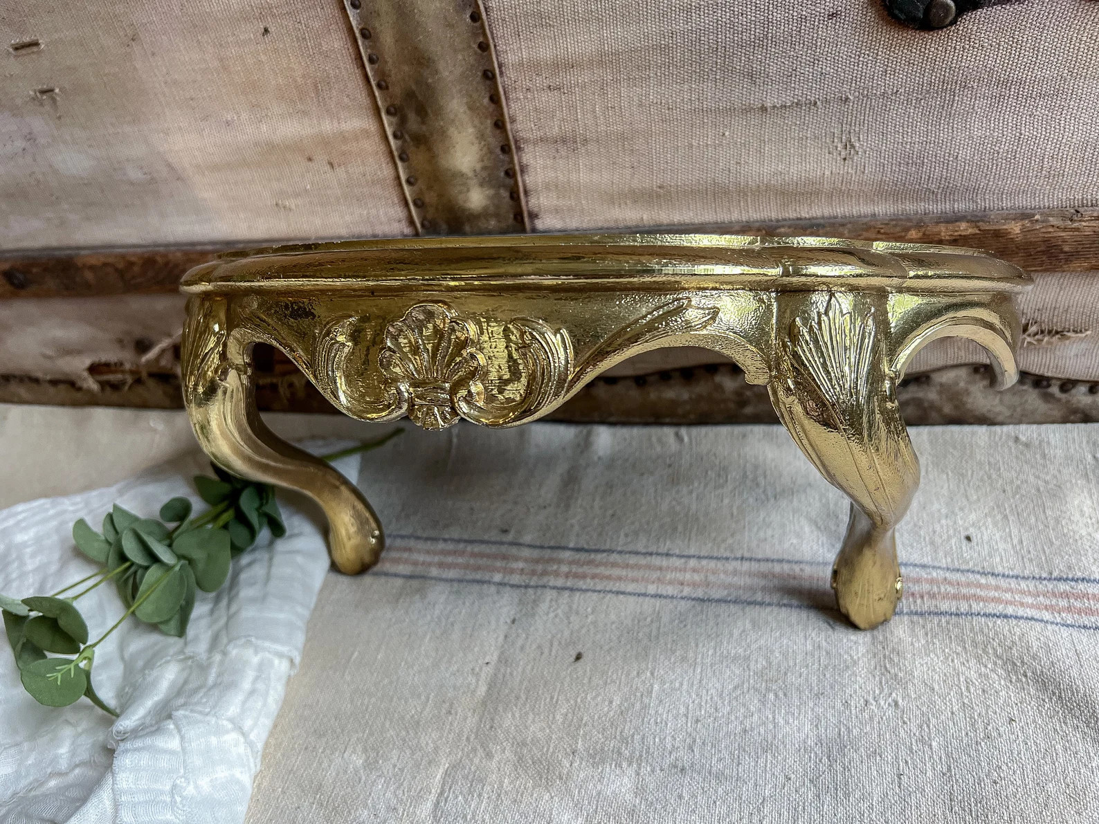Vintage Victorian Gold Shelf / vintage decor / shelving / Victorian decor / farmhouse decor / gol... | Etsy (US)