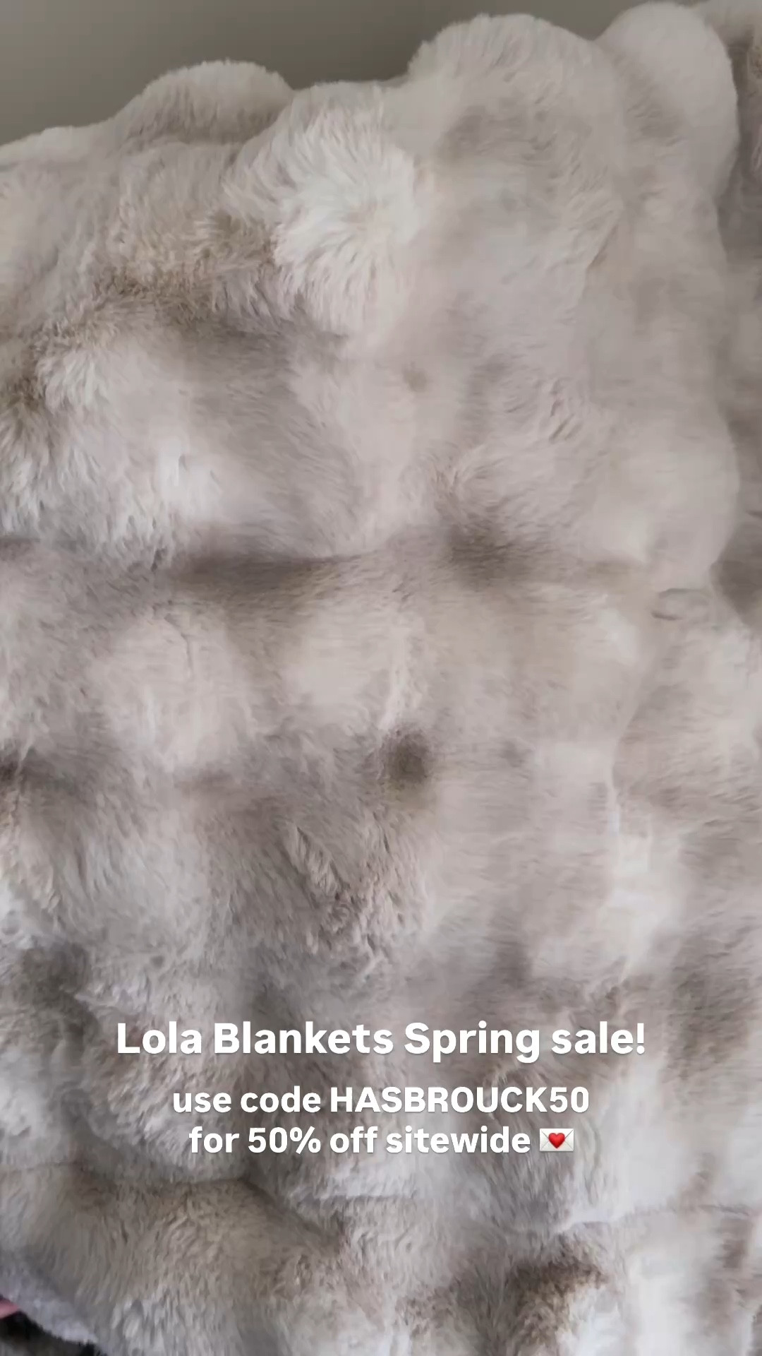 The softest and coziest blankets ever if you’ve been wanting one this sale is too good 😍 use code HASBROUCK50 for 50% off sitewide 

#LTKHome #LTKSaleAlert #LTKdayinmylife
