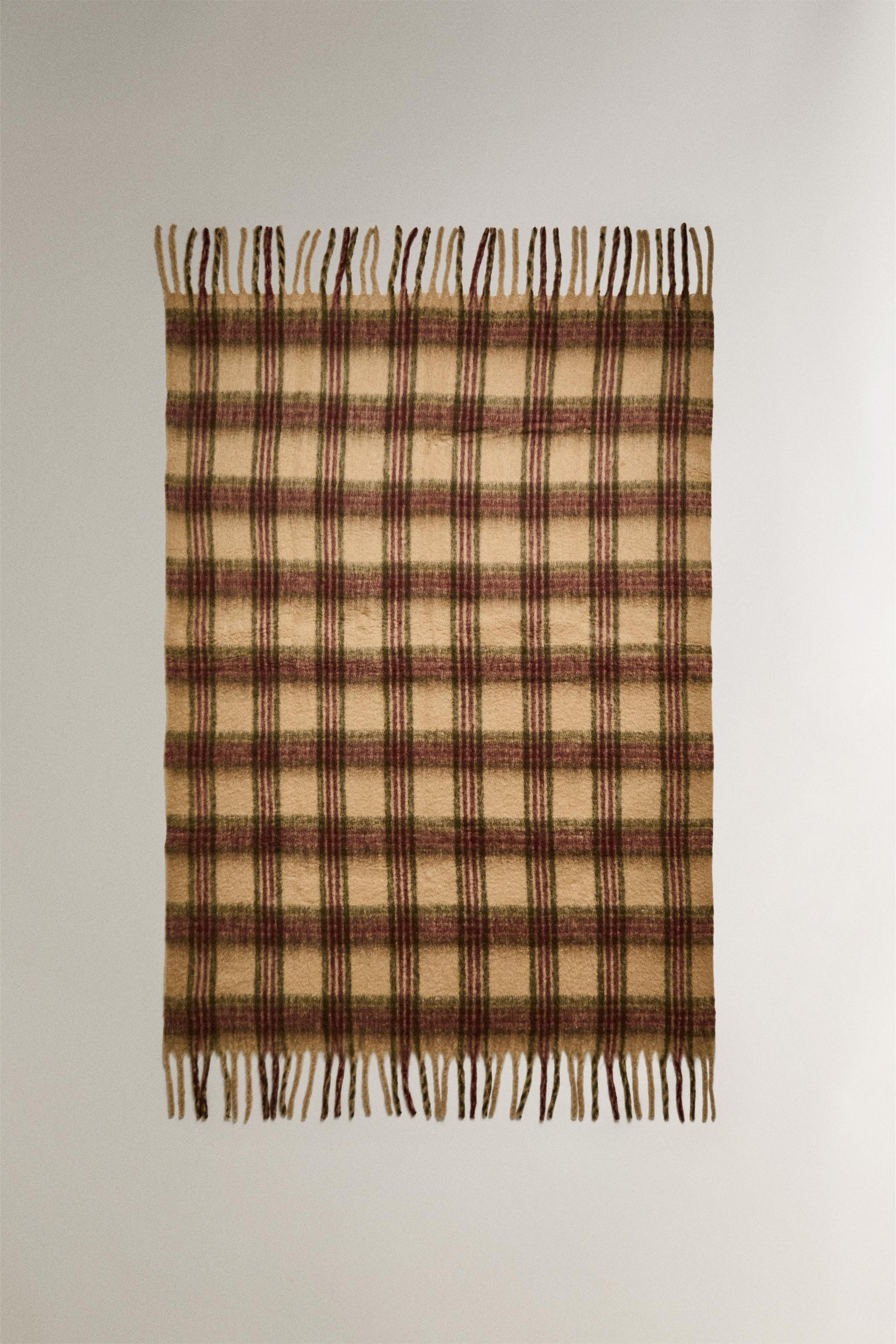 SOFT CHECK BLANKET WITH FRINGING | Zara Canada