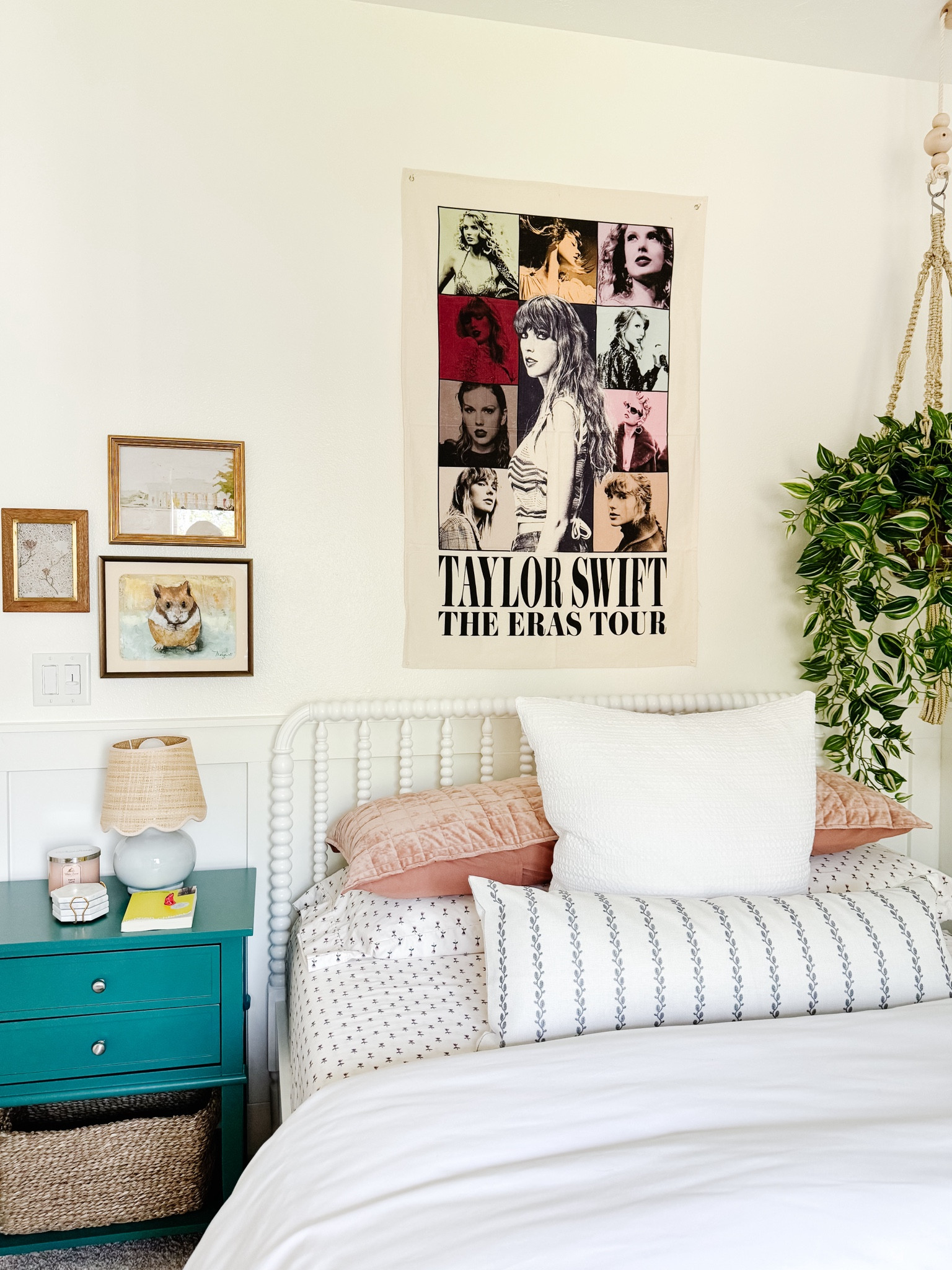 Girls bedroom. Amazon home. Teen girl bedroom  

#LTKFindsUnder50 #LTKHome #LTKSaleAlert