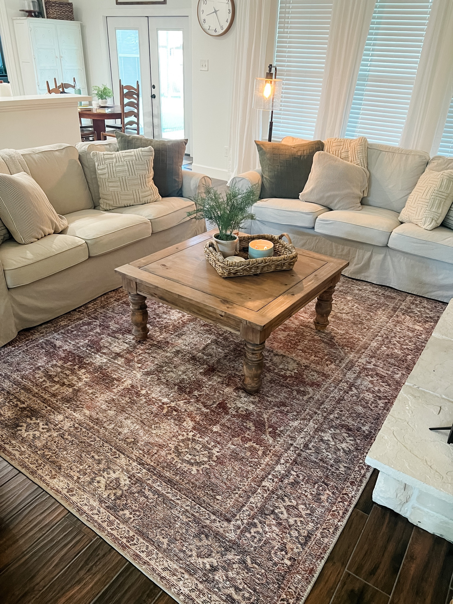 Living room area rug 🤍

A touch of rust to add some color with all of the neutrals! Love how thin the wayfair rug is! 

Home. Living room. Area rug. Modern farmhouse. Wayfair rug. 

#LTKhome