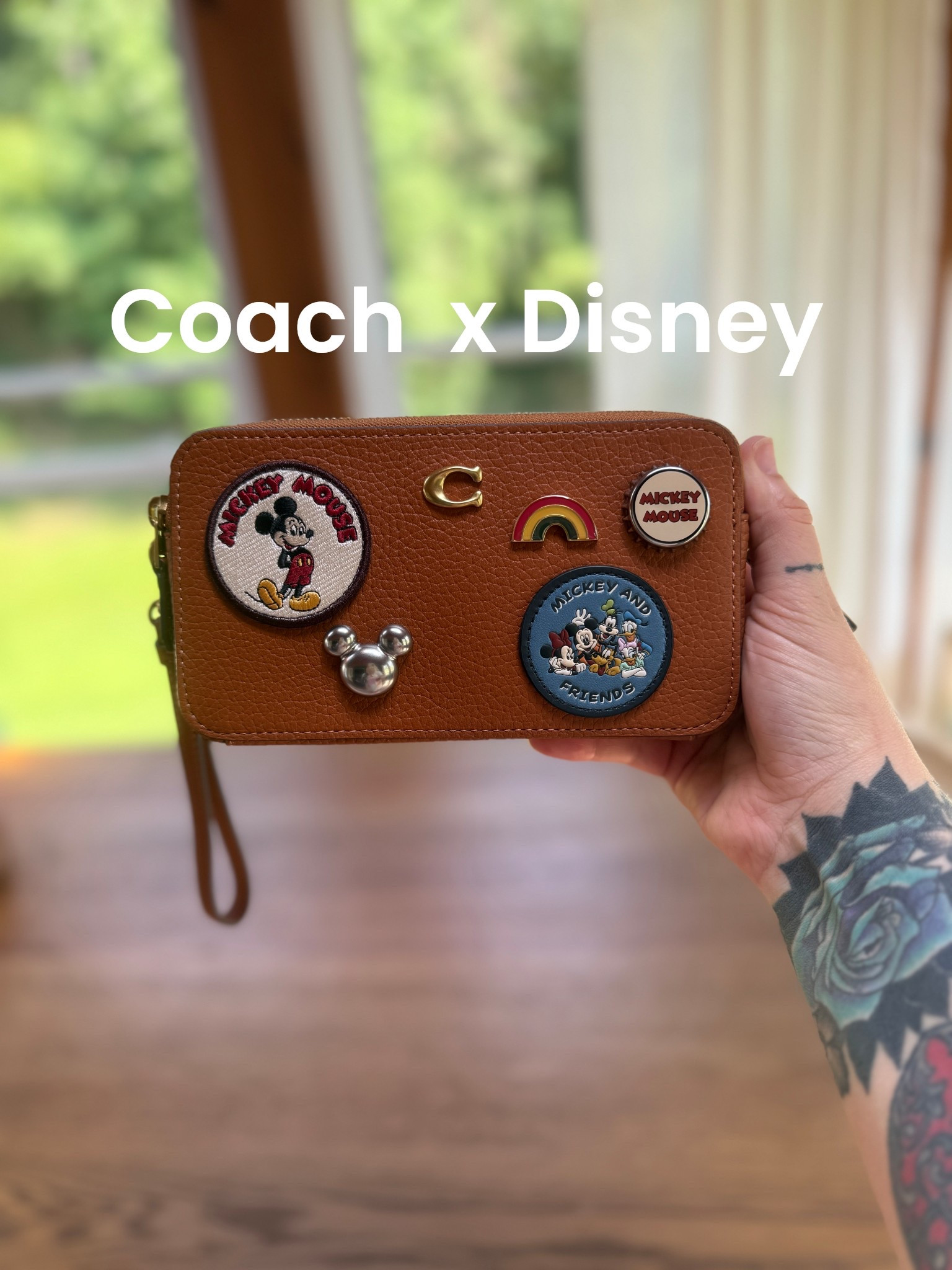COACH x DISNEY crossbody satchel bag. Can also be used as a wallet/wristlet. Currently $100 off on sale!

#LTKStyleTip #LTKSaleAlert #LTKItBag
