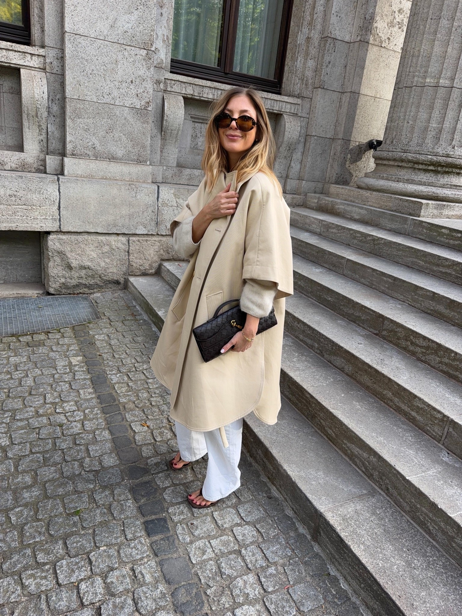 Spring outfit

#LTKspring #LTKluxury #LTKjeans