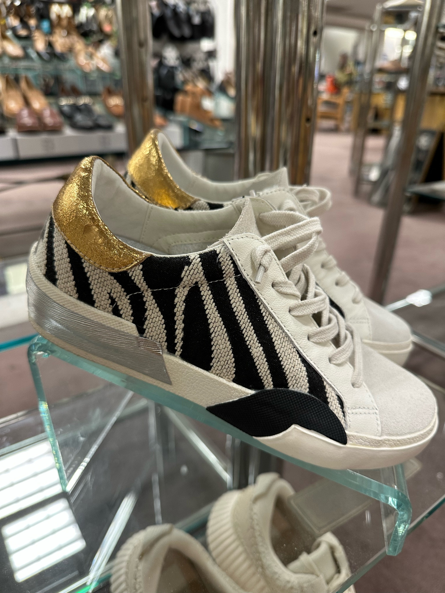 Dolce Vita sneakers

#LTKshoecrush #LTKstyletip #LTKFind