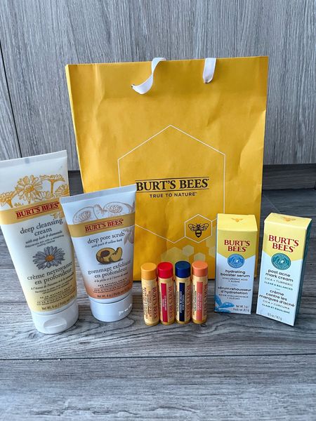 Burt’s bees, skincare, beauty, beauty products, skincare products, beeswax, lip balm, facial care, lip care, anti aging, sensitive skin, acne prone skin, skin renewal, cleansing towelettes, makeup wipes

#LTKGiftGuide #LTKbeauty #LTKfindsunder50