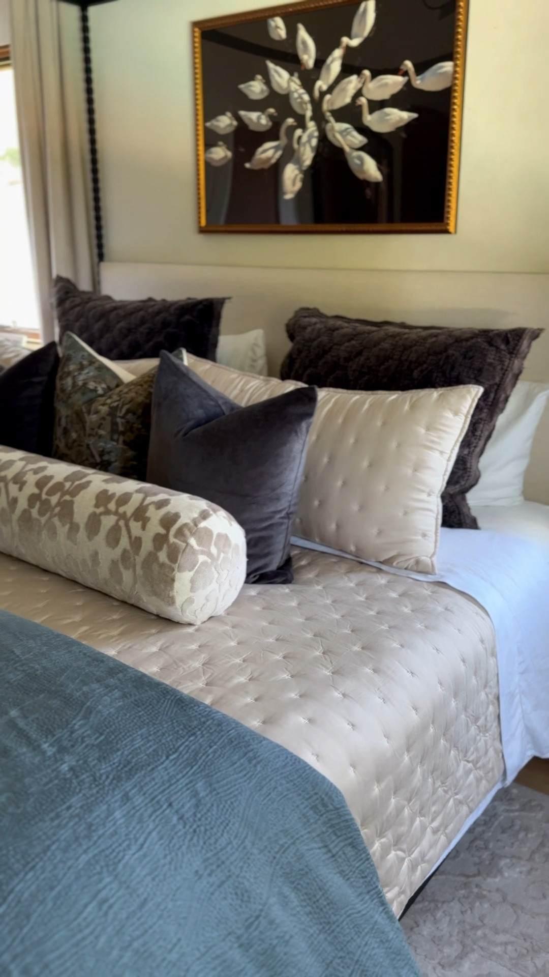 Obsessed with my bamboo dream quilt from Quince! Cyber Monday sale! I have the color Sand 😊

#LTKCyberWeek #LTKHome #LTKSaleAlert