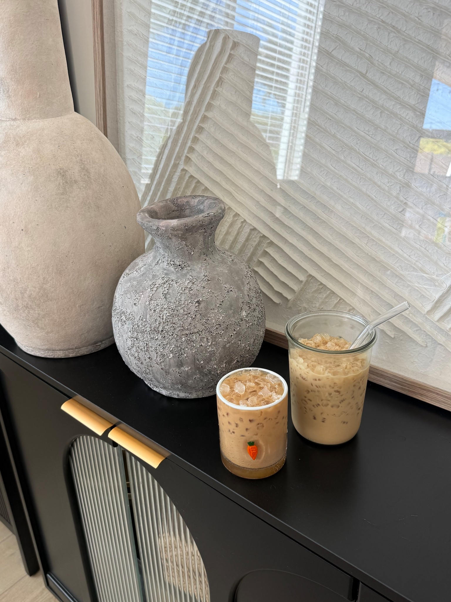 Love both of these glasses for my coffee!! 🤌🏼 the icon glasses are so cute and different ones for different seasons! 