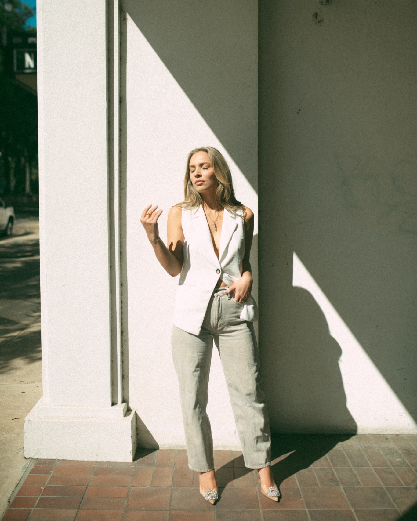 Abercrombie, straight leg jeans, Black Friday sales, minimal outfits, vest outfits, tan jeans, ootd, sale alert, street style, warm weather winter outfits, city style, neutral outfit 

#LTKsalealert #LTKCyberWeek #LTKfindsunder100