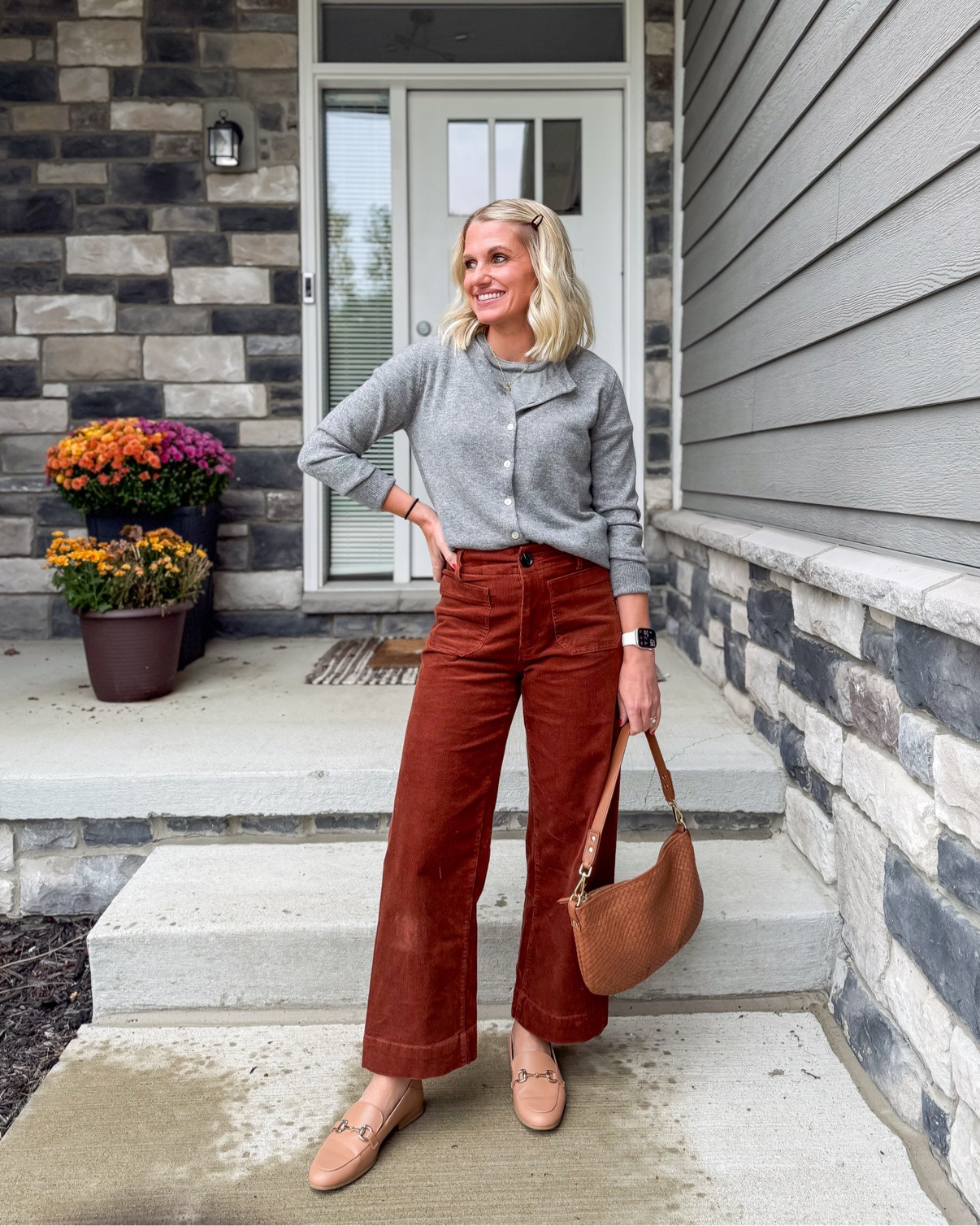 What I wore this week! chambray shirt + tan cropped cardigan + dark wide-leg jeans + tan flats. 🍂
Cardigan- small
Pants- 0/short

#LTKOver40 #LTKPetite #LTKSeasonal