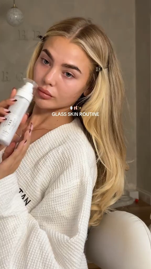 Glass skin ✨🤍 These skincare products have been a total game changer for my routine, especially for acne-prone skin. Hydrated, glowing and healthy-looking skin without making my routine complicated. 🫧

#GlassSkin #AcneProneSkin #AcneProneSkincare #SkincareRoutine #SkincareFavourites #SkincareEssentials #GlowingSkin #HealthyLookingSkin #HydratedSkin #DewySkin #SkincareInspo #BeautyFavourites #BeautyRoutine #LTKBeauty #LTKFinds #LTKUK

#LTKbeauty