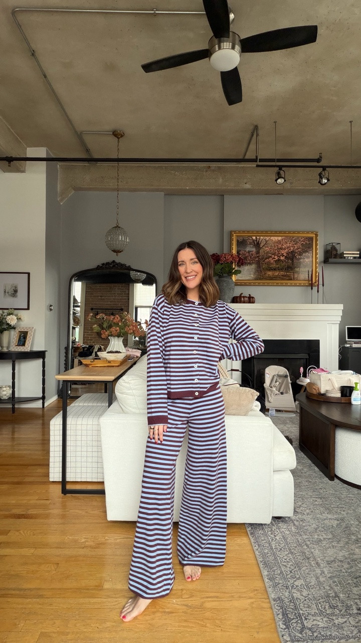The coziest matching set from @Aerie ! I recommend sizing up in both if you’re in between sizes