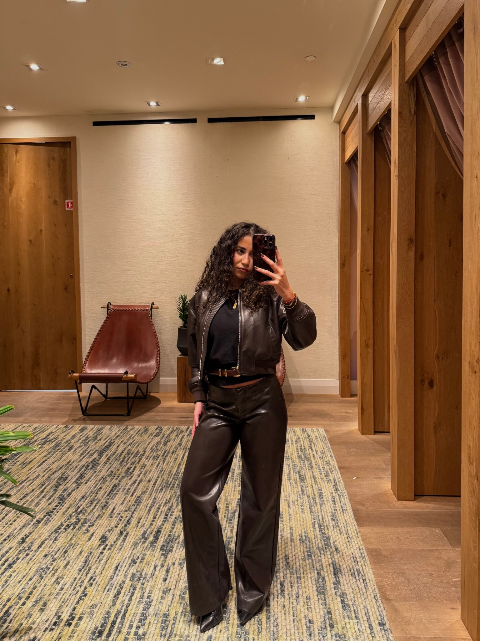 Leather on Leather 🤎

#LTKcanada #LTKwinter #LTKpetite