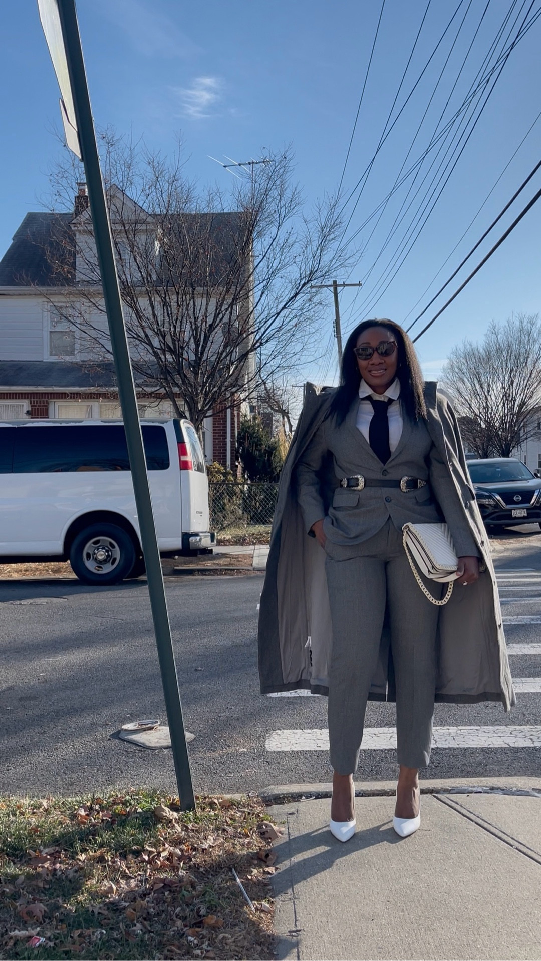 Gray / Grey Suits are confidence boosters for Stressful work days 

I definitely cried in the Restroom 
 
Outfit deets: 
 Suit : @express 
Shoes : @ninewest via @macys 
Bag : @aldo_shoes 
Shirt and Tie : @macys 

#lawyersofinstagram #personalinjurylawyers #newyorklawyers #officeoutfitideas #corporateoutfits