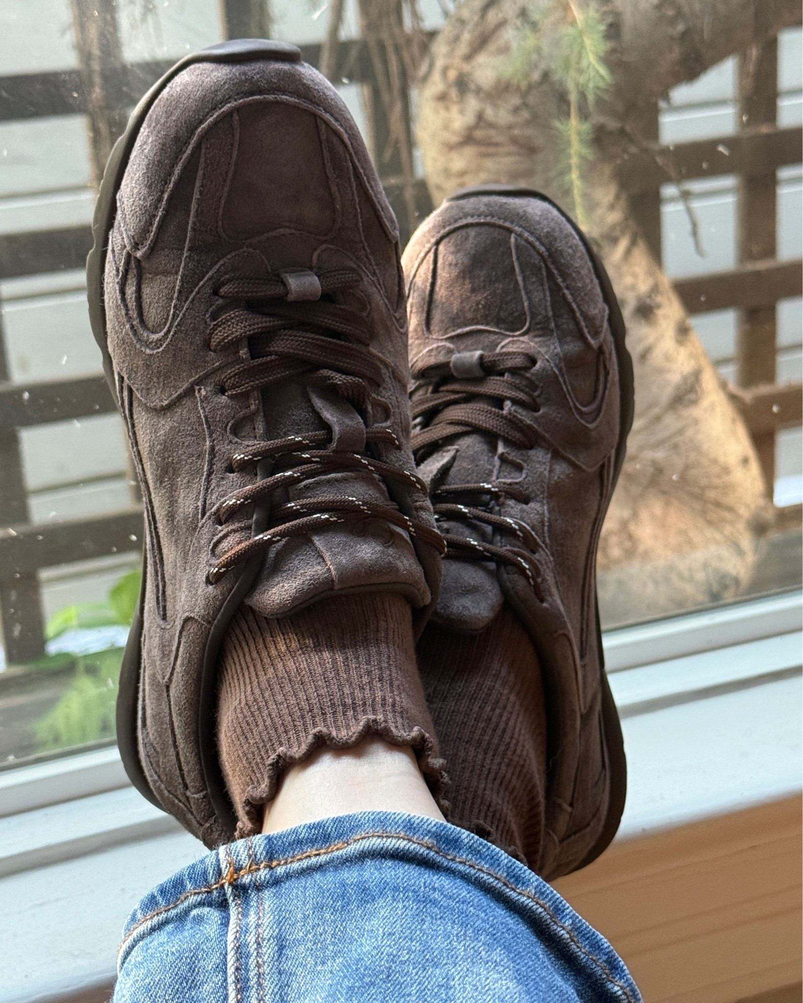 Get ready for fall with this chic & luxe suede sneakers. Use code DAWN15 for 15% off! #falltrends #brown #suedesneakers #coolkicks #summertofall

#LTKActive #LTKdayinmylife #LTKSaleAlert