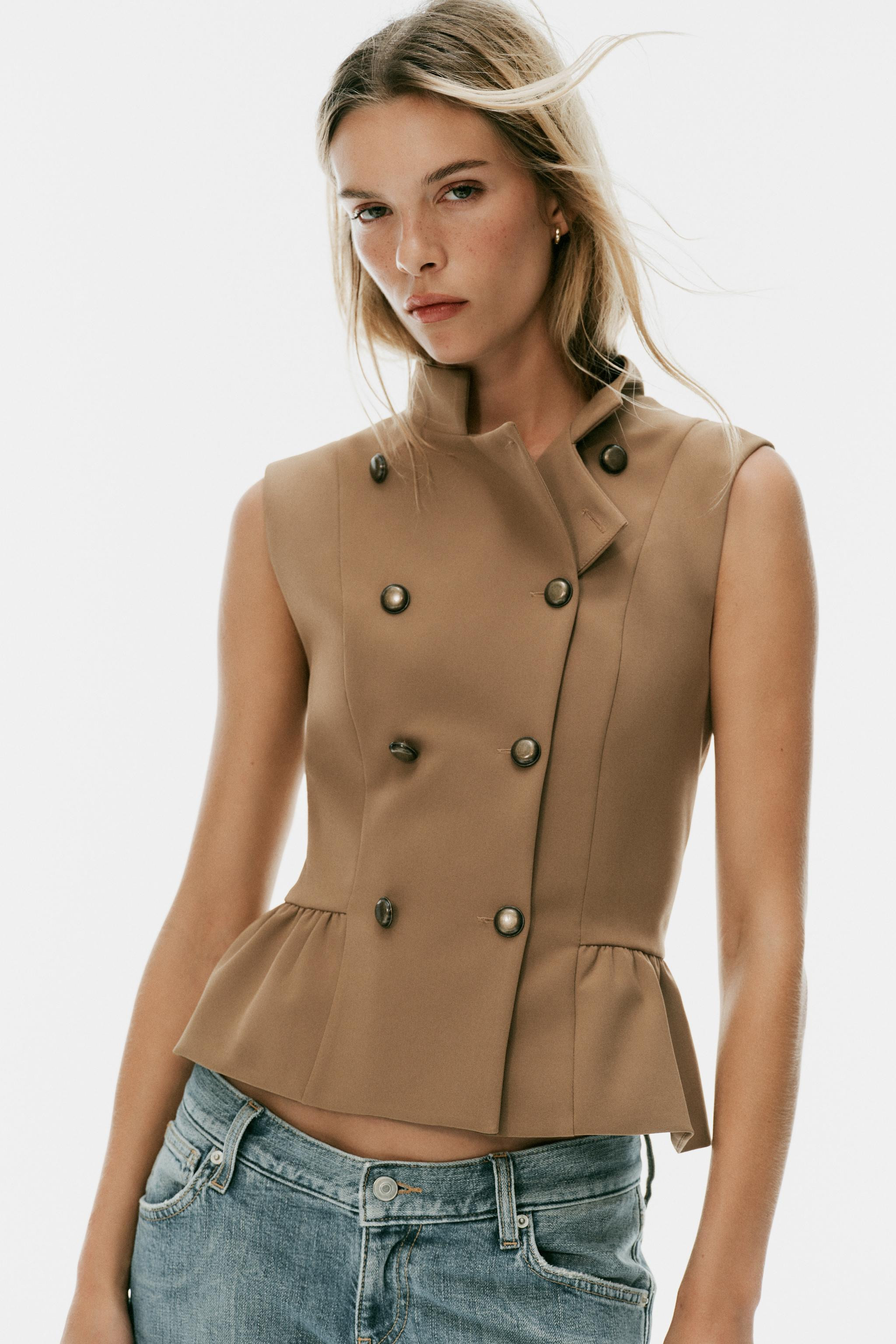 BUTTONED PEPLUM VEST TOP | Zara Canada