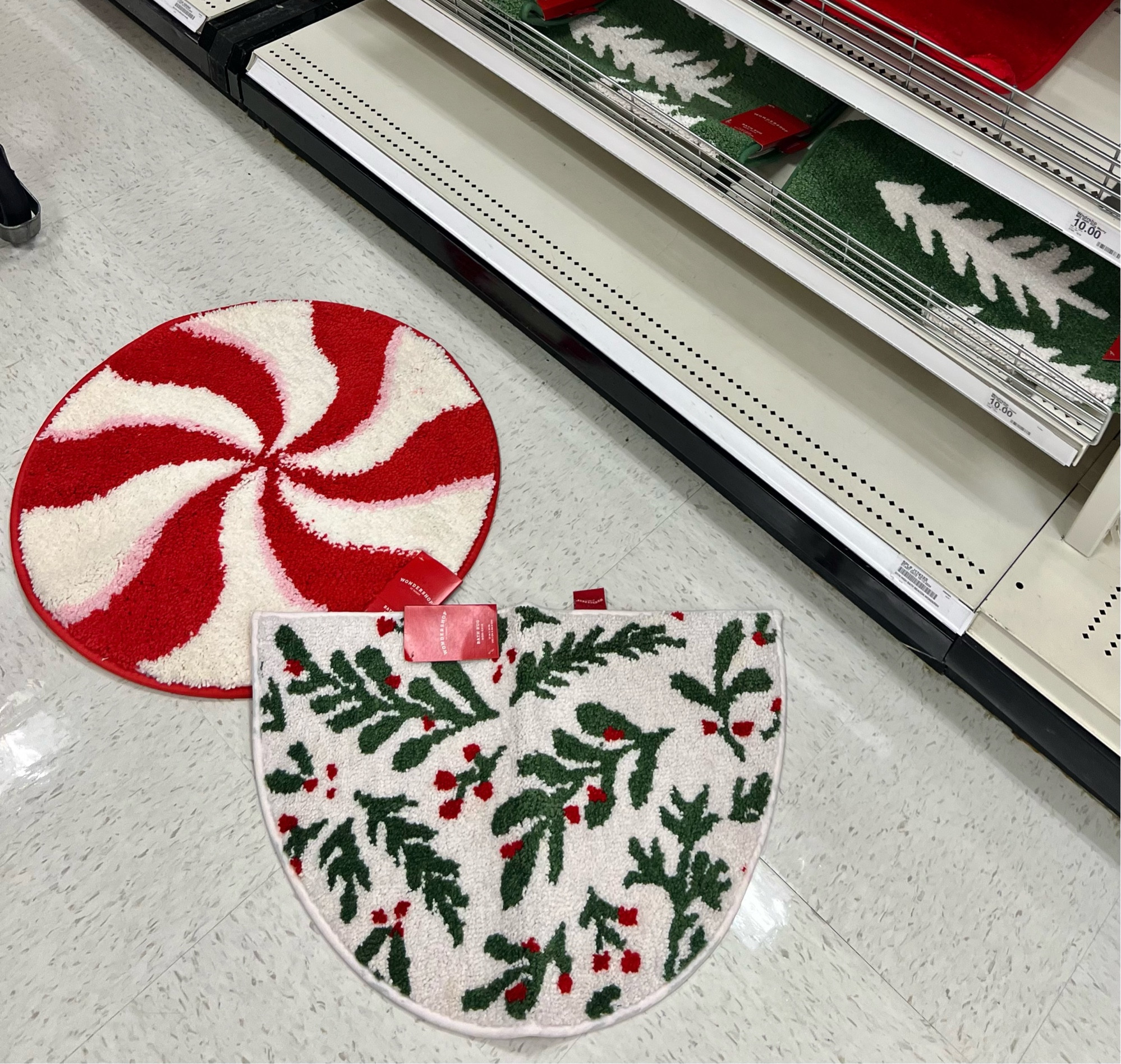 Christmas Bathroom Rugs

Bathroom Decor, Target Finds

#LTKHoliday #LTKHome #LTKSeasonal