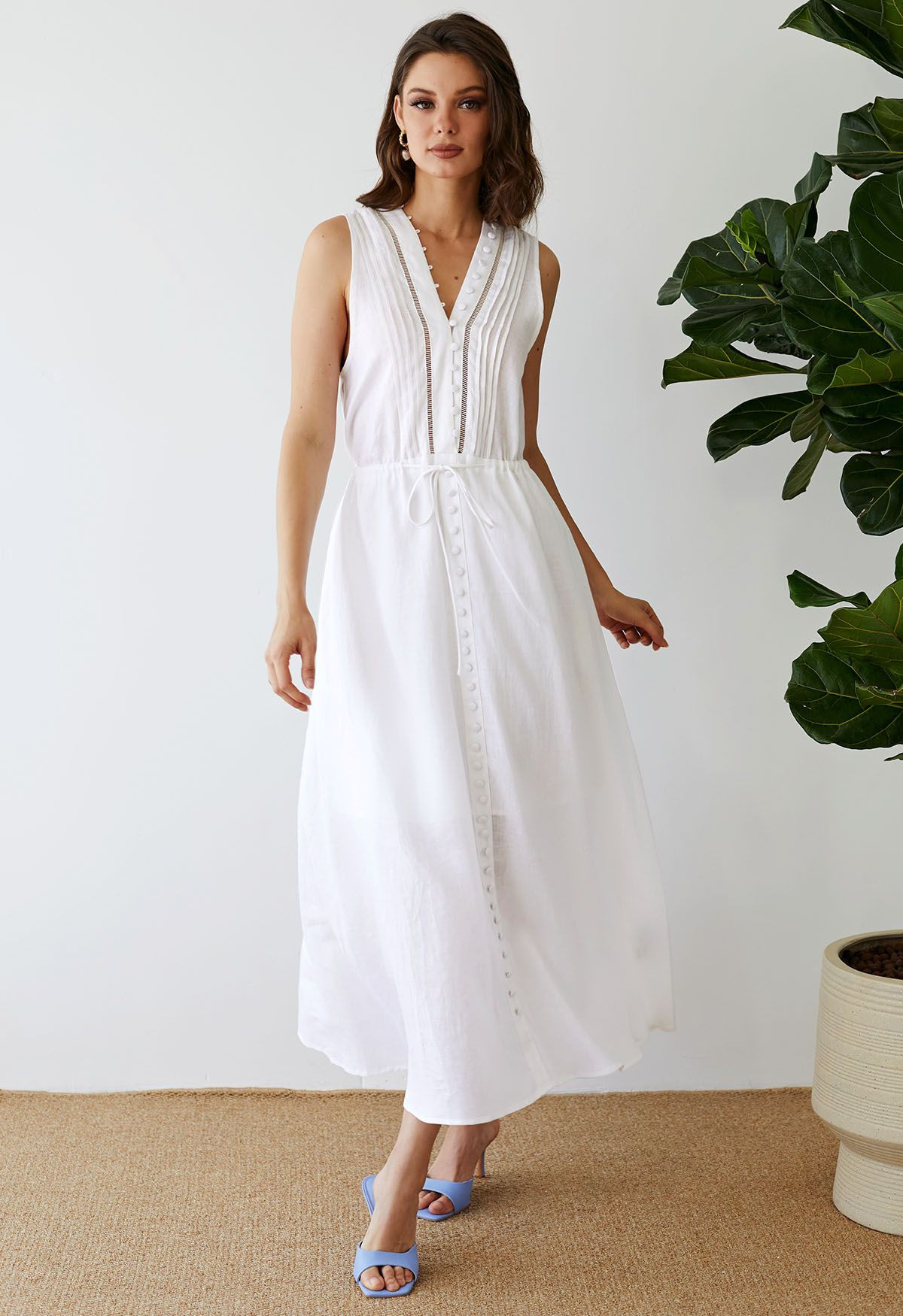V-Neck Buttoned Sleeveless Dress in White | Chicwish