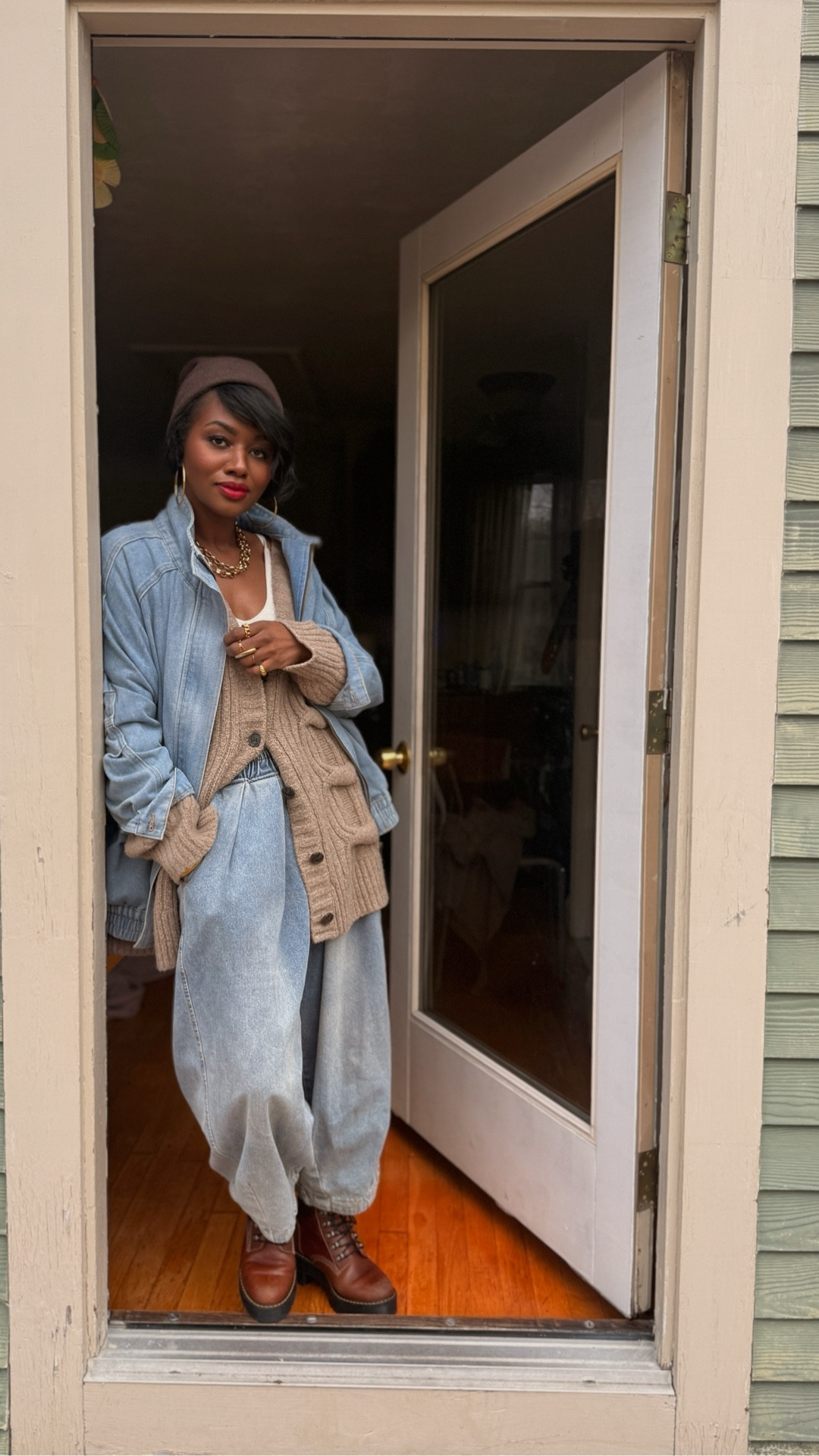 A perfect fall outfit for a Mom in her 40s! If you love a baggy fit for buys moms I’m your girl. The colors are always neutral and the vibes are always vibing  

#LTKOver40 #LTKSeasonal #LTKmomlife