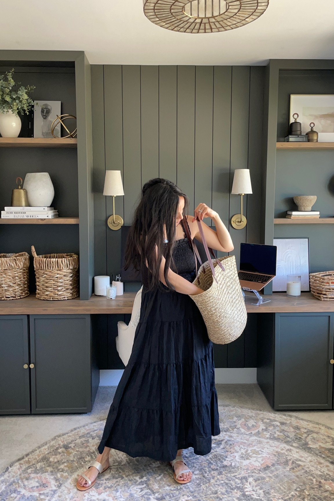 The perfect summer outfits are on sale right now! Up to 75% off markdowns and 30% off regular priced items from now until July 1, 2023! Happy Shopping

@Gap #GapCanada

Summer outfit ideas, summer outfit ideas, summer dress, midi dress, flowy dress, straw tote bag, summer purse, metallic sandals, summer sandals


#LTKsalealert #LTKFind #LTKstyletip