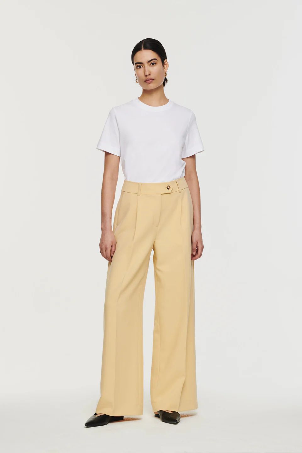 Kimmi | Wide Leg Trousers in Soft Yellow | ALIGNE | Aligne UK
