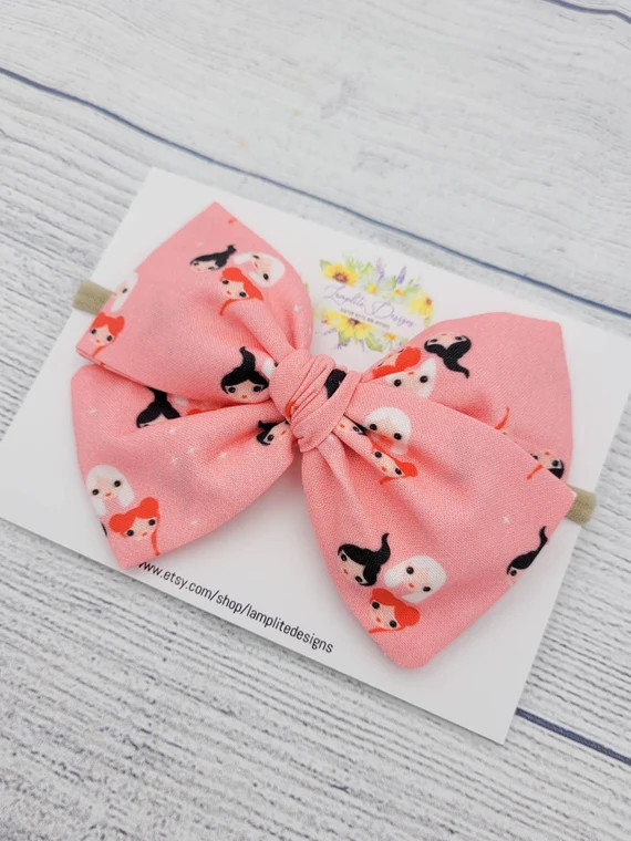 Three Witches Fabric hair bow - halloween fabric - Hocus Pocus inspired - halloween bow - Sanders... | Etsy (US)