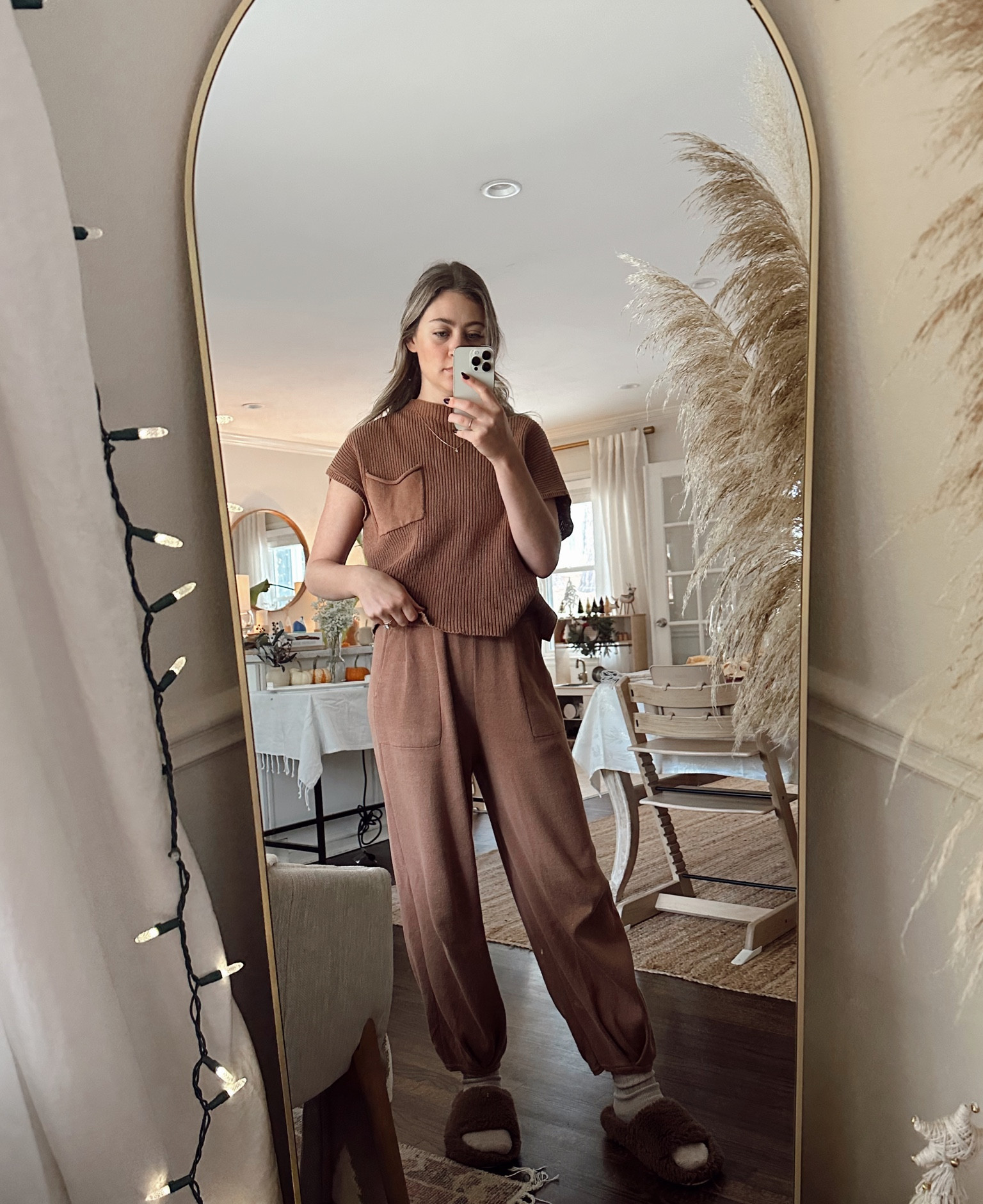cozy stay at home mom set🤎
