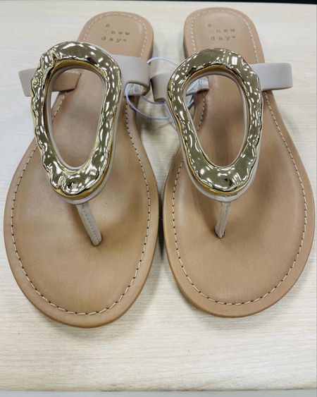 I love these cute thong sandals!! 20% Off!!





Target, gift idea, Mother’s Day gift idea, summer sandals, vacation, Target sale 




#LTKShoeCrush #LTKSaleAlert #LTKStyleTip