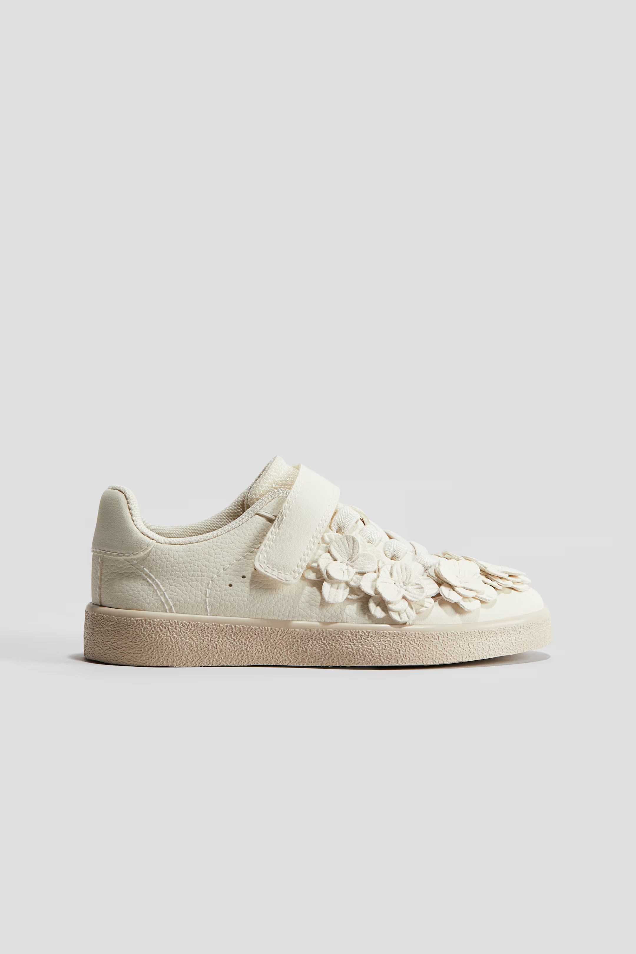 Flower-Detail SneakersNot saved to favorites$29.99Color:CreamSelect size  7.5    8.5   ... | H&M (US + CA)