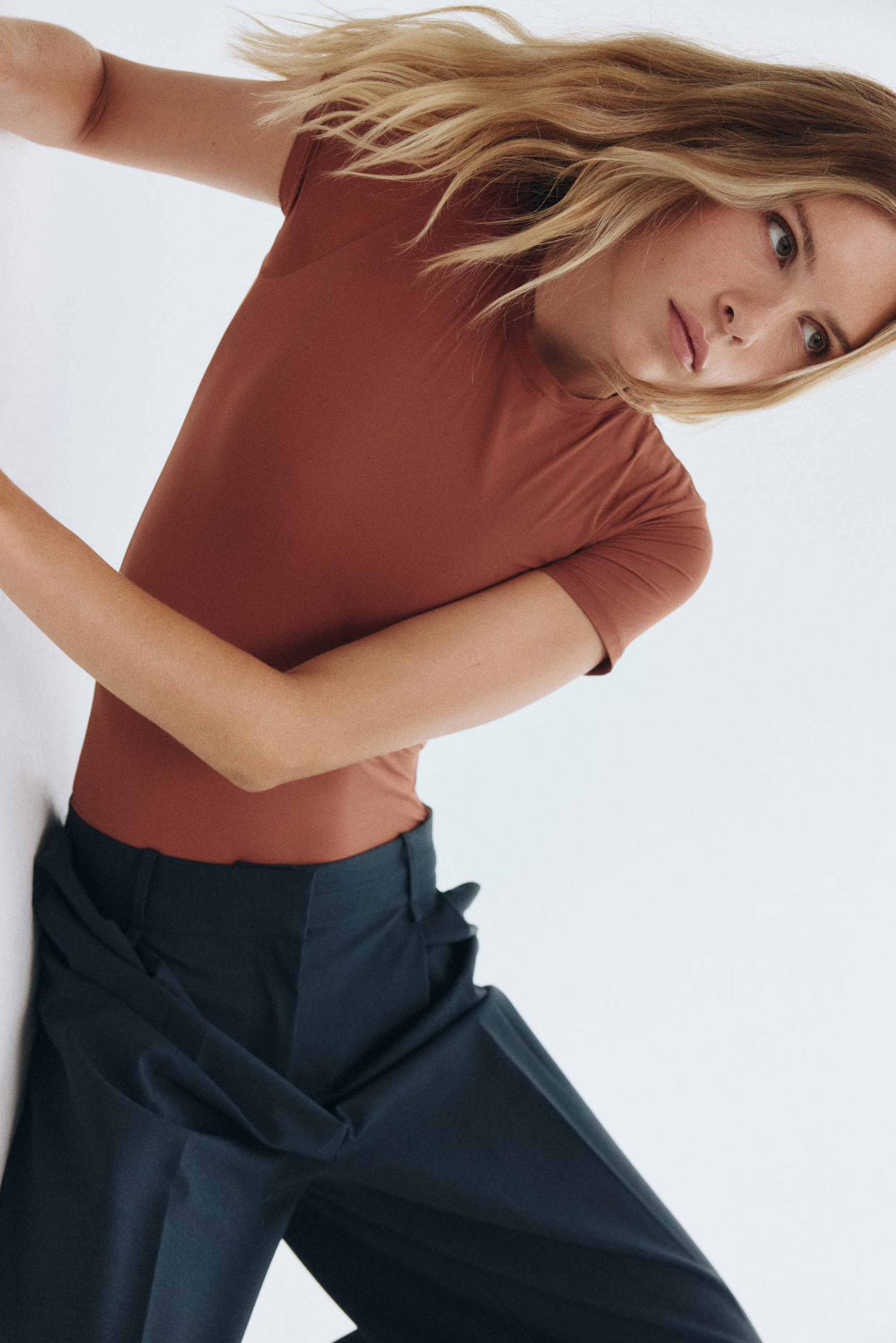 Body van microvezel met korte mouwen | H&M (DE, AT, CH, NL, FI)