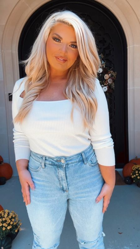 Walmart fall fashion is just chefs kiss this season! Perfect fall combo! See the full look on my TikTok. 💕
Jeans 8
Top large (but could’ve done. Medium) 

#LTKfindsunder50 #LTKHalloween #LTKmidsize
