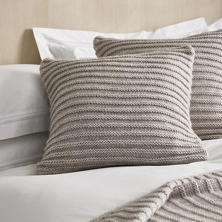 Aldbury Cushion Cover | The White Company US
