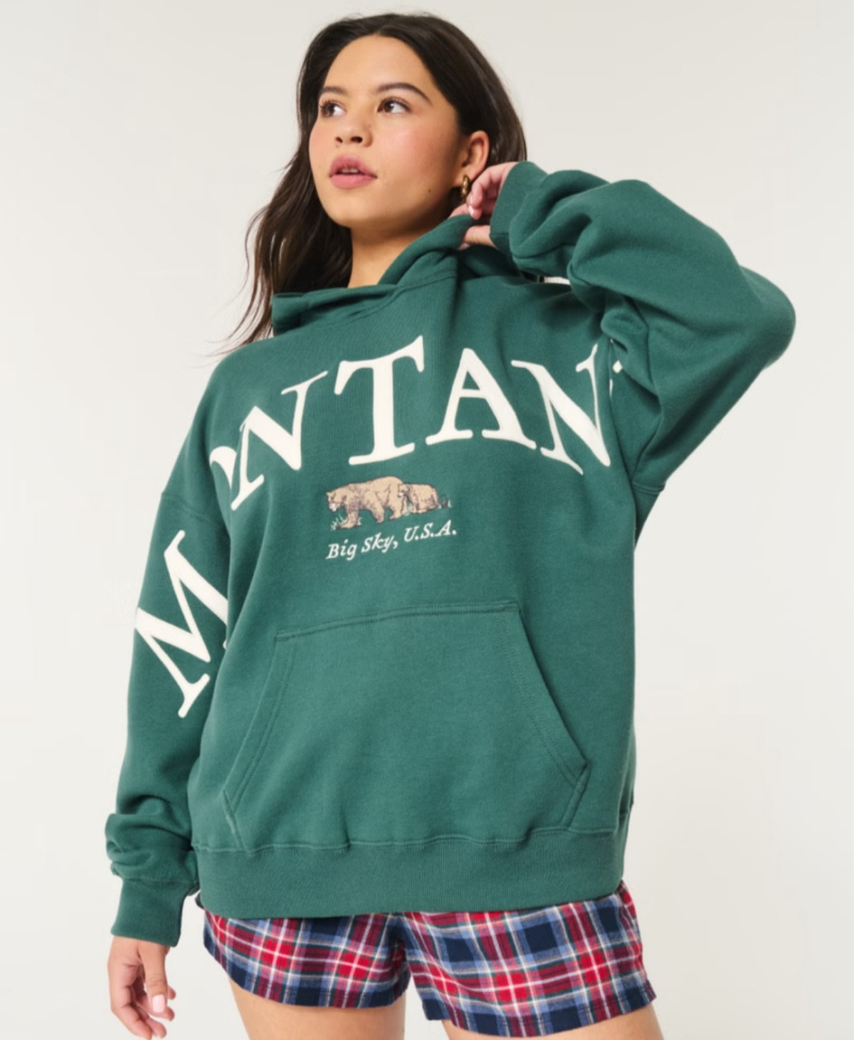 Emerald sweatshirt 🎄

#LTKSaleAlert #LTKHoliday #LTKSeasonal