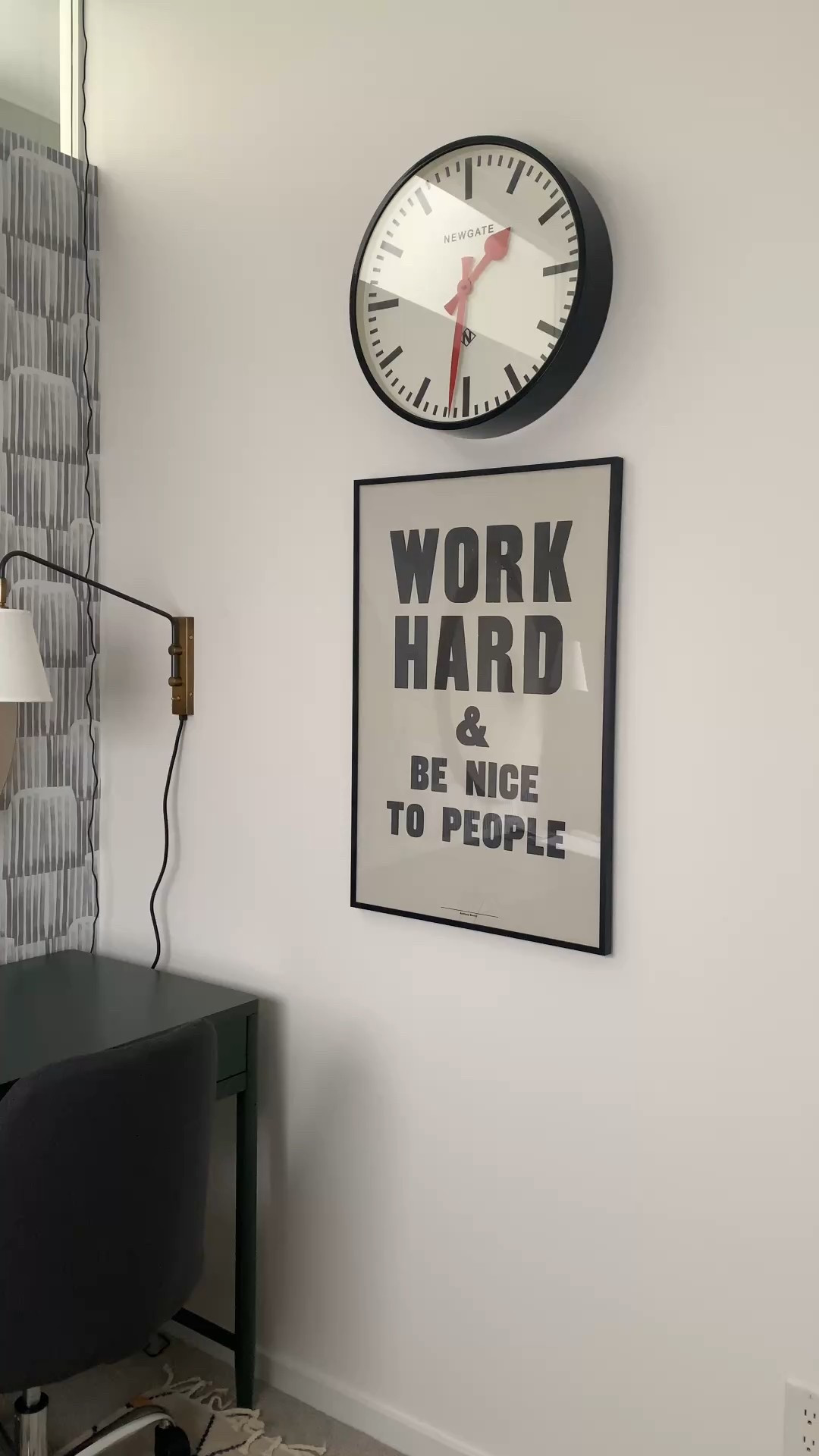 Cannot wait to show you this new homework room! The green desks are my fave…so much to love about this kids room!