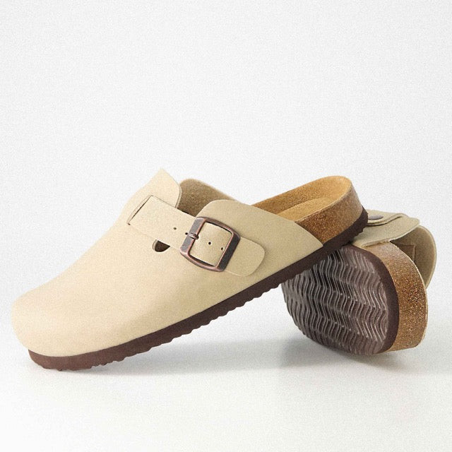 Hana Cork Footbed Clog | Cushionaire