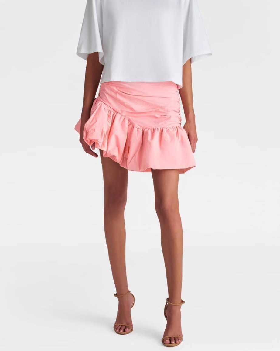 Target 🔥fine.
KBB by KAHLANA Women's 'The Blouson Mini Skirt.
Available in size: 00-30