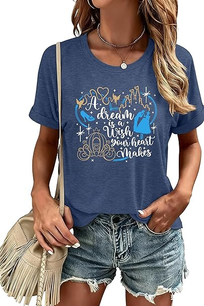 Magical Shirts Women Girls Family Vacation Matching Shirt Magic Kingdom T-Shirt Mommy and Me Trip... | Amazon (US)