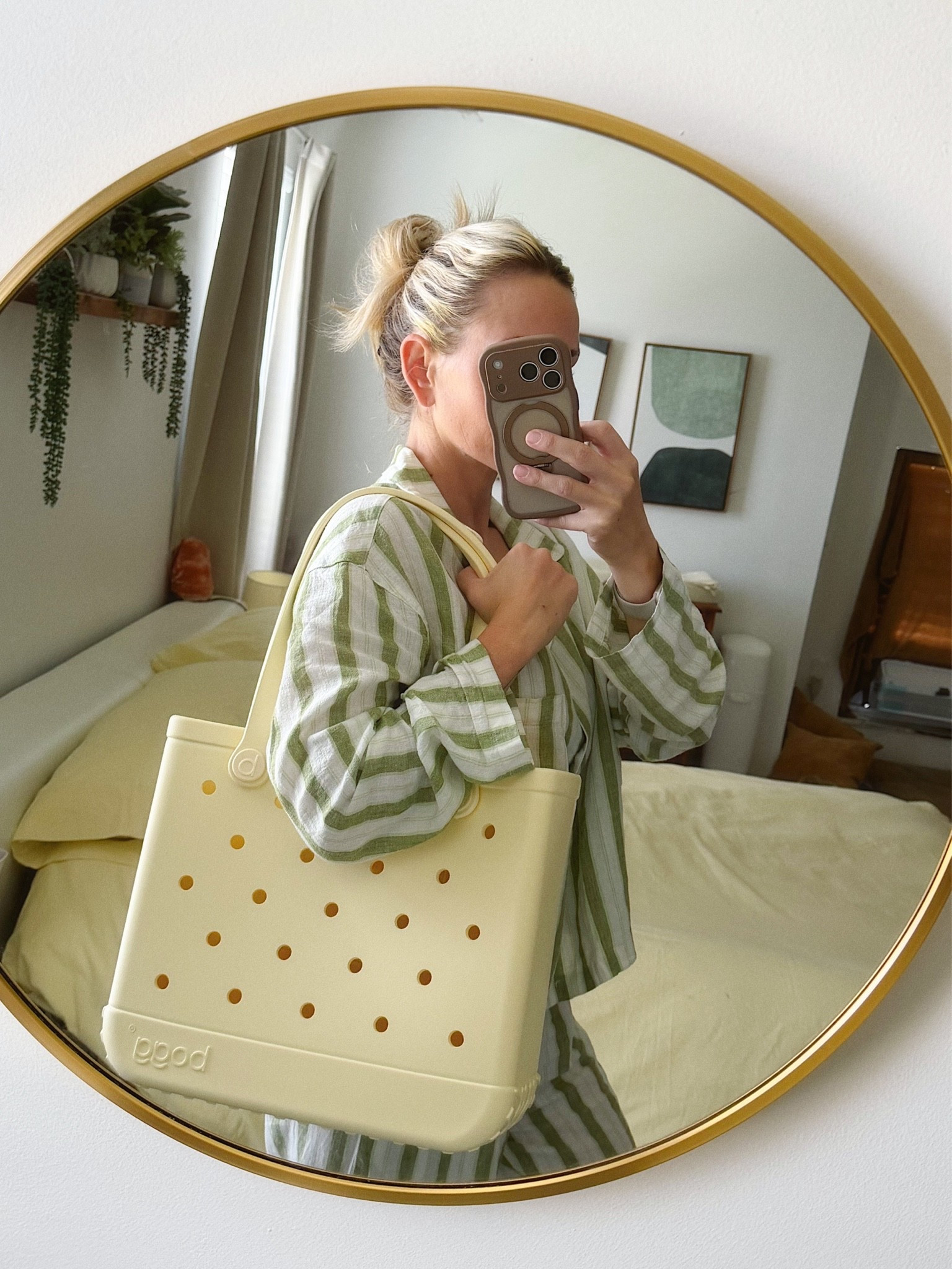 Finally got my hands on a Bogg bag & this butter yellow is everything! This is the medium size bag.

#LTKHome #LTKmomlife #LTKTravel