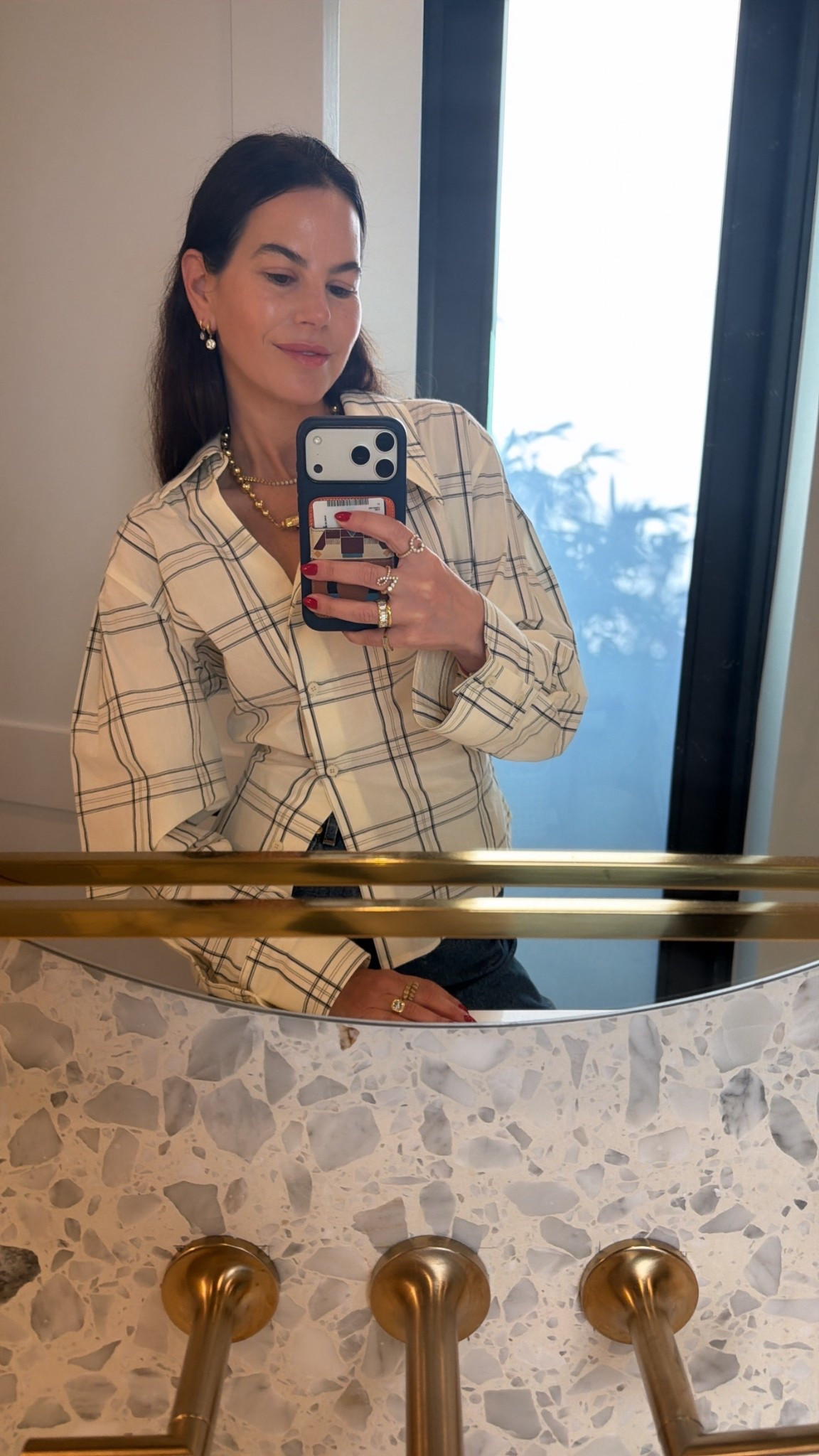 My spring outfit I wore to volunteer with Chloe! I also linked looks for less  

Women’s fashion, spring fashion, doing style, spring outfits, spring outfit inspo, spring ootd, spring outfit ideas, mom fashion, mom style, mom outfit inspo, luxury fashion, designer fashion, button down, plaid top, denim, jeans, straight leg jeans 


#LTKSeasonal #LTKOver40 #LTKootd