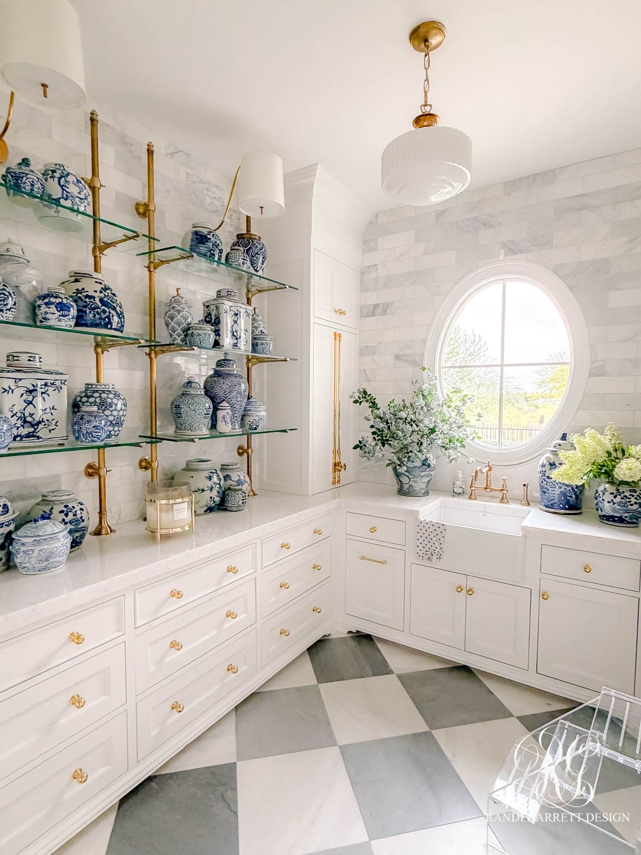 Spring decor in my pantry 

#LTKSeasonal #LTKHome