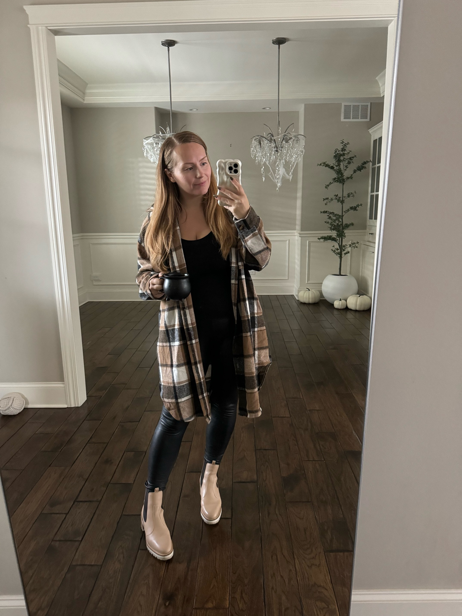 Pumpkin Patch Day

#LTKMidsize #LTKHoliday #LTKSeasonal