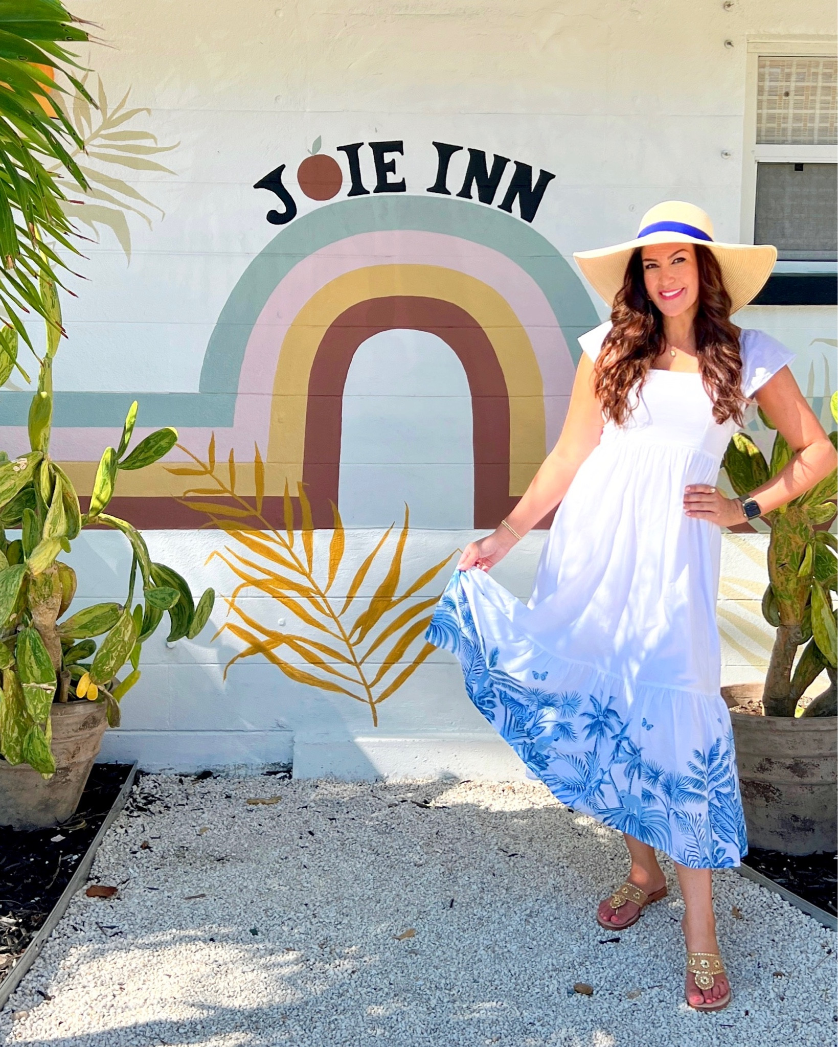 𝑱𝒐𝒊𝒆 𝒅𝒆 𝒗𝒊𝒗𝒓𝒆 describes a lively, cheerful attitude toward life, celebrating the simple joys + living in the present moment ✨

Shop this resort look to feel like everyday is a vacay! 🌴 Wearing a size Small in the dress 💖

#LTKtravel #LTKSeasonal