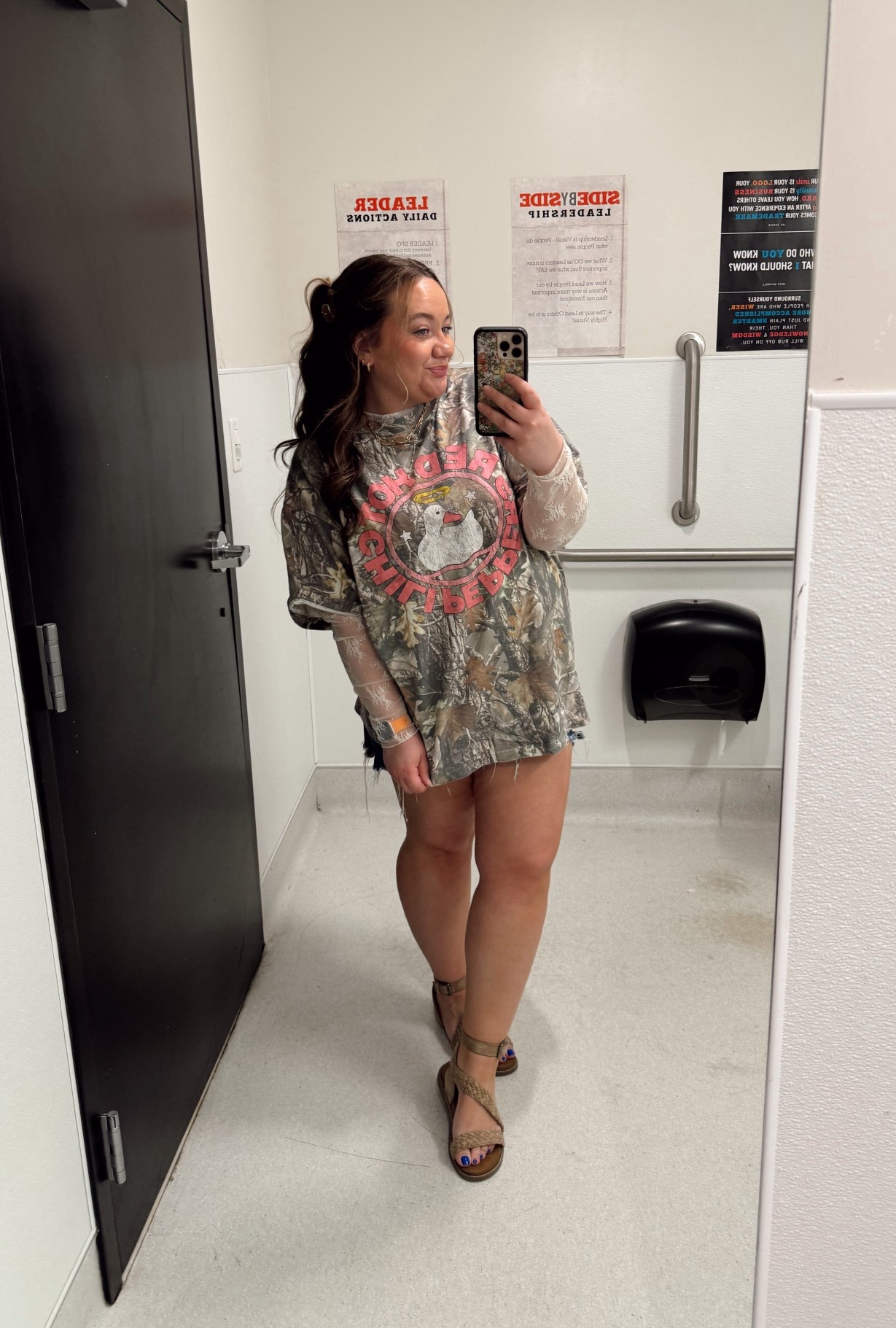 how to elevate an oversized tee!

#LTKgrwm #LTKootd