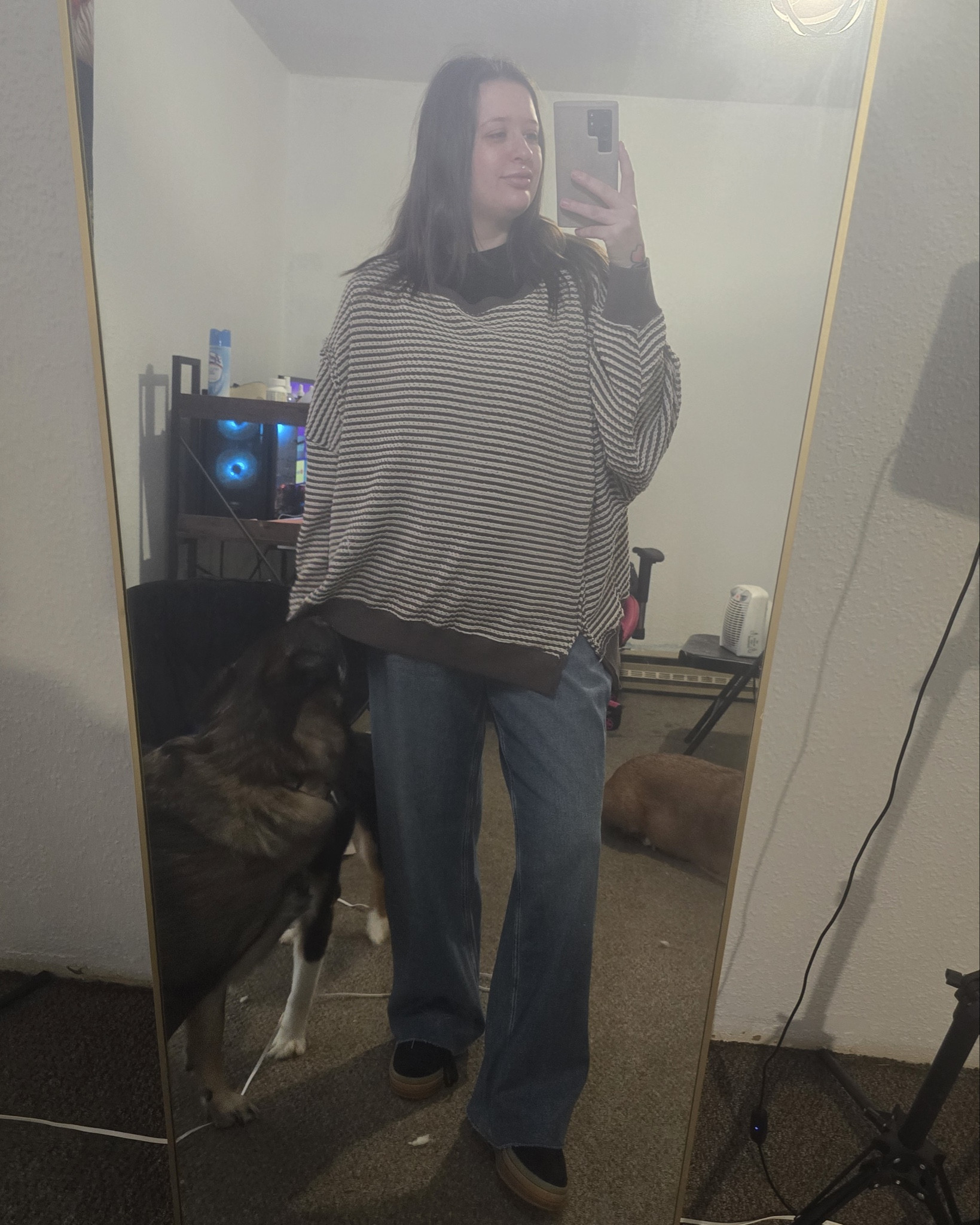 AE big hug sweatshirt with Hollister low rise baggy jeans, heart embroidery on the booty with platform adidas gazelles! 
#casualoutfit #casualstyle #americaneagle #hollister 
#baggyjeans #trendyoutfit #trendyjeans  

#LTKSeasonal #LTKU #LTKStyleTip