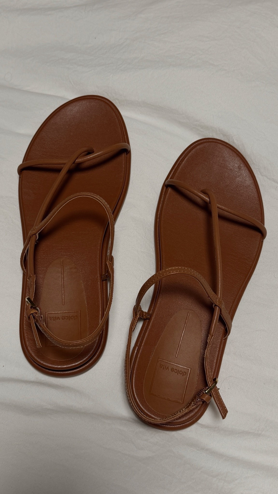 comfy chic sandal! fits tts! summer sandal, dolce vita @dolcevita