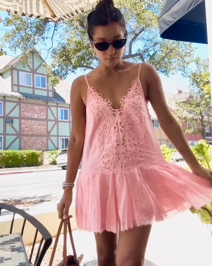 Very demure, very mindful fit.

#LTKStyleTip #LTKSeasonal #LTKTravel